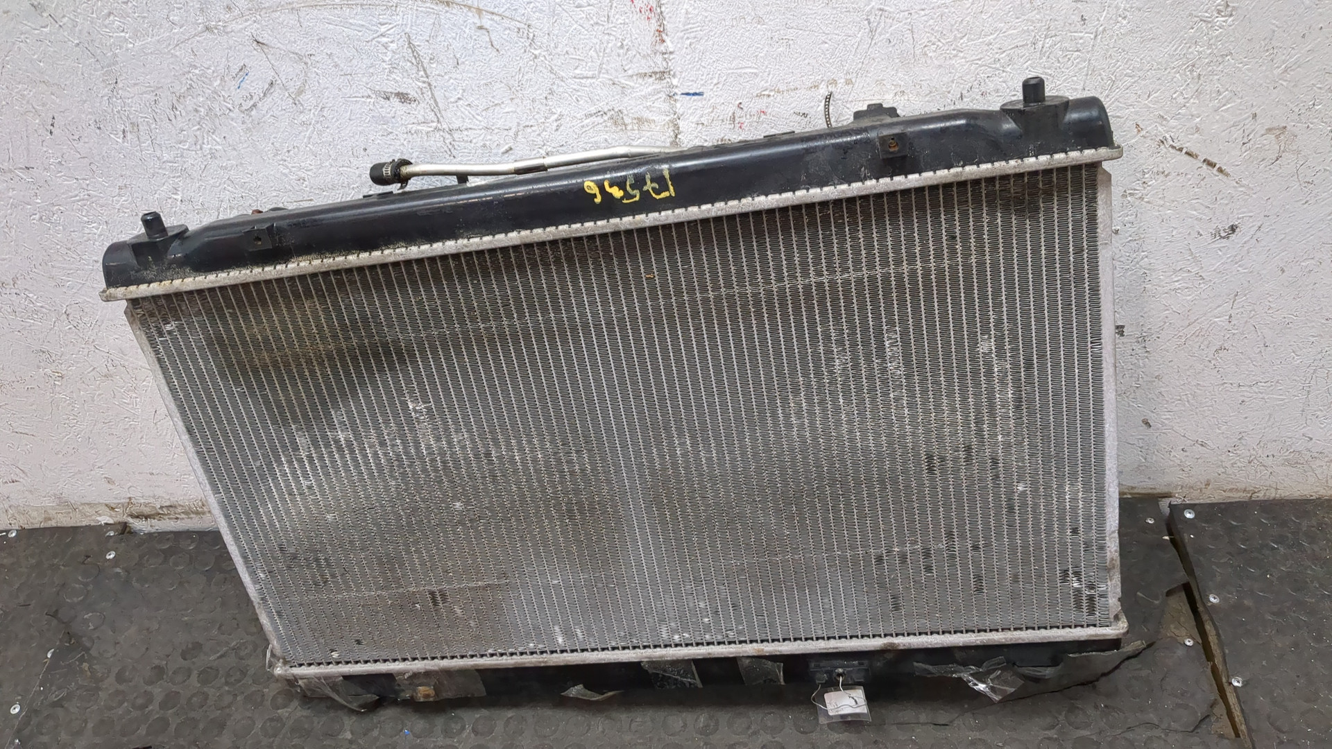 Радиатор охлаждения двигателя основной