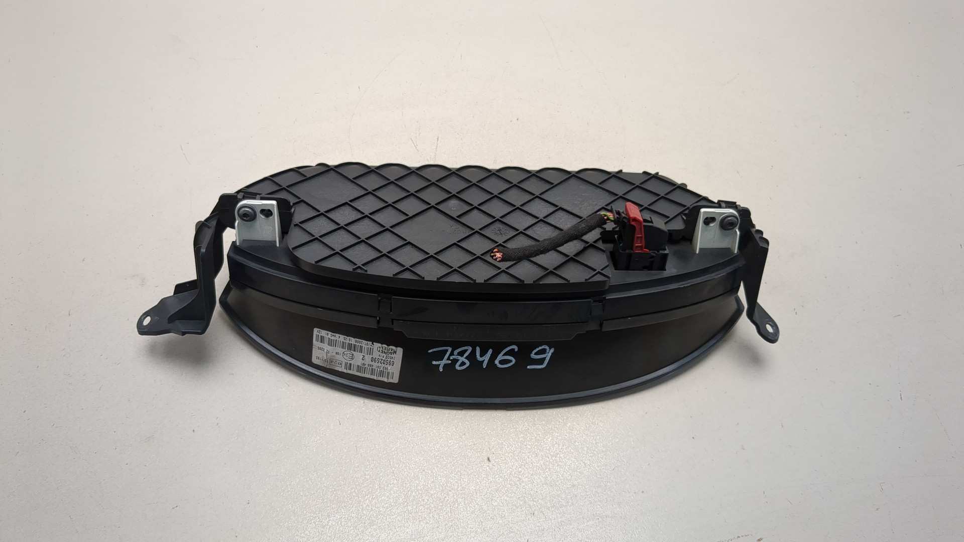 Панель приборов