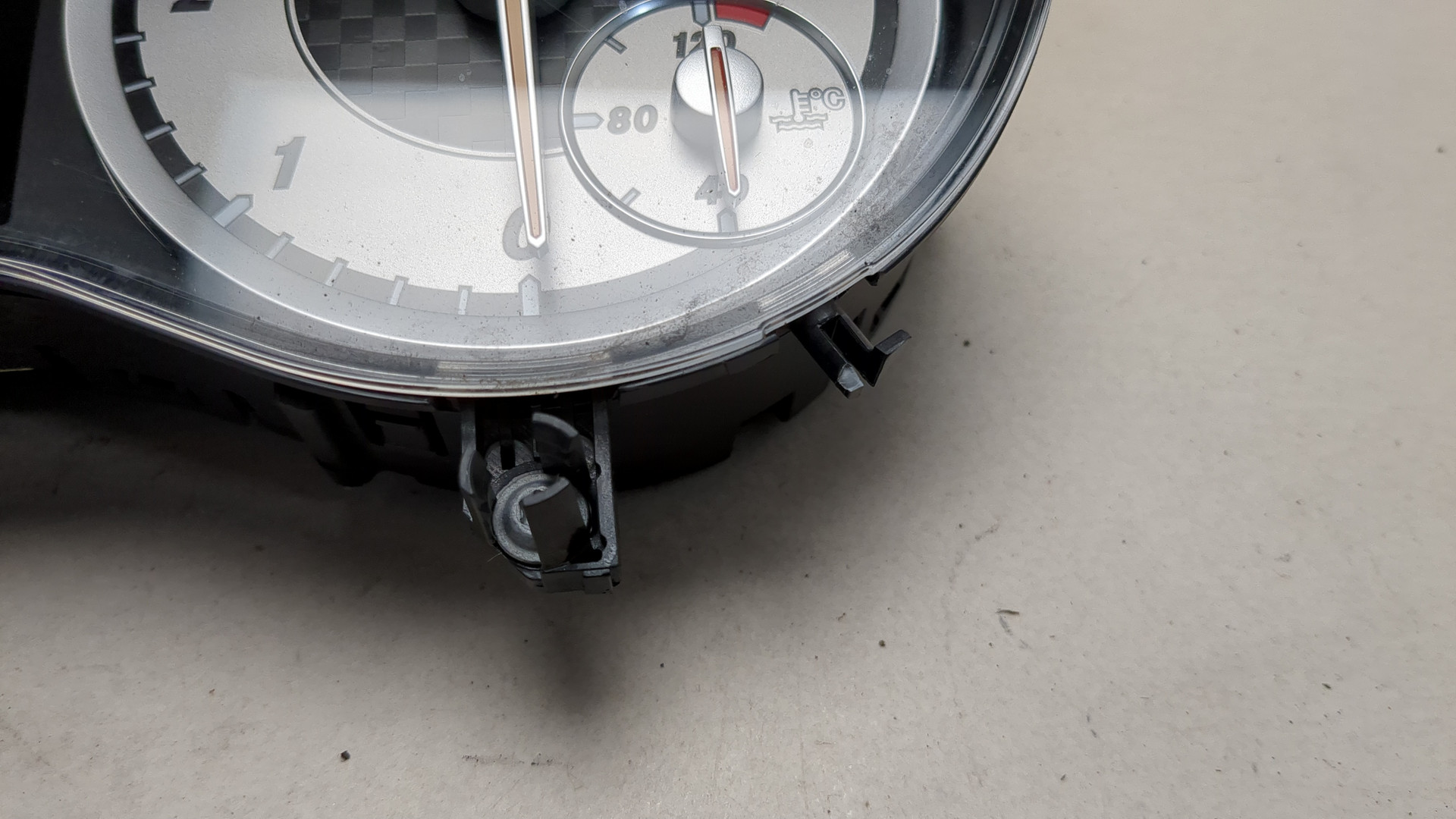 Панель приборов