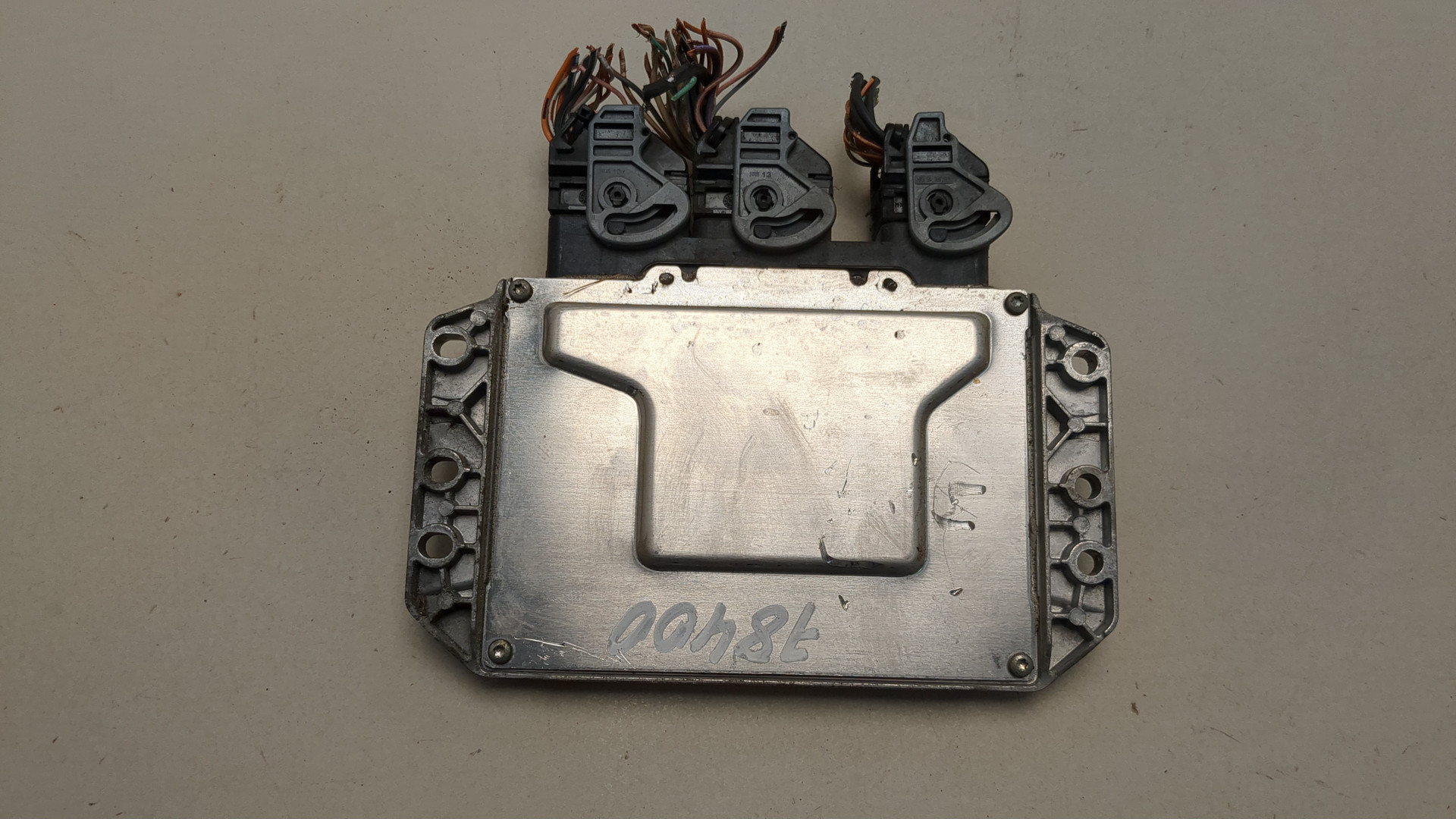 Блок управления двигателем