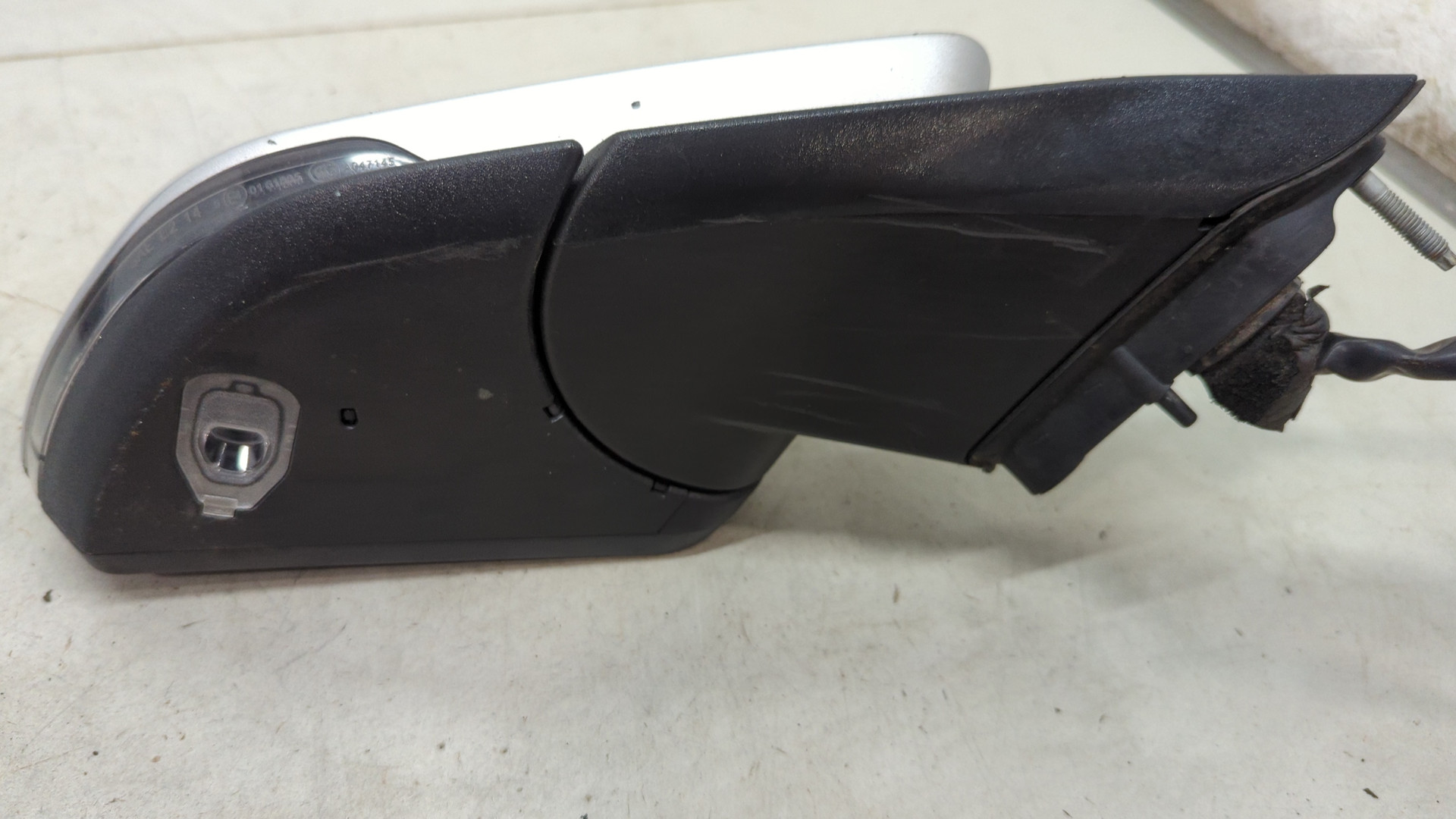 Зеркало правое электрическое