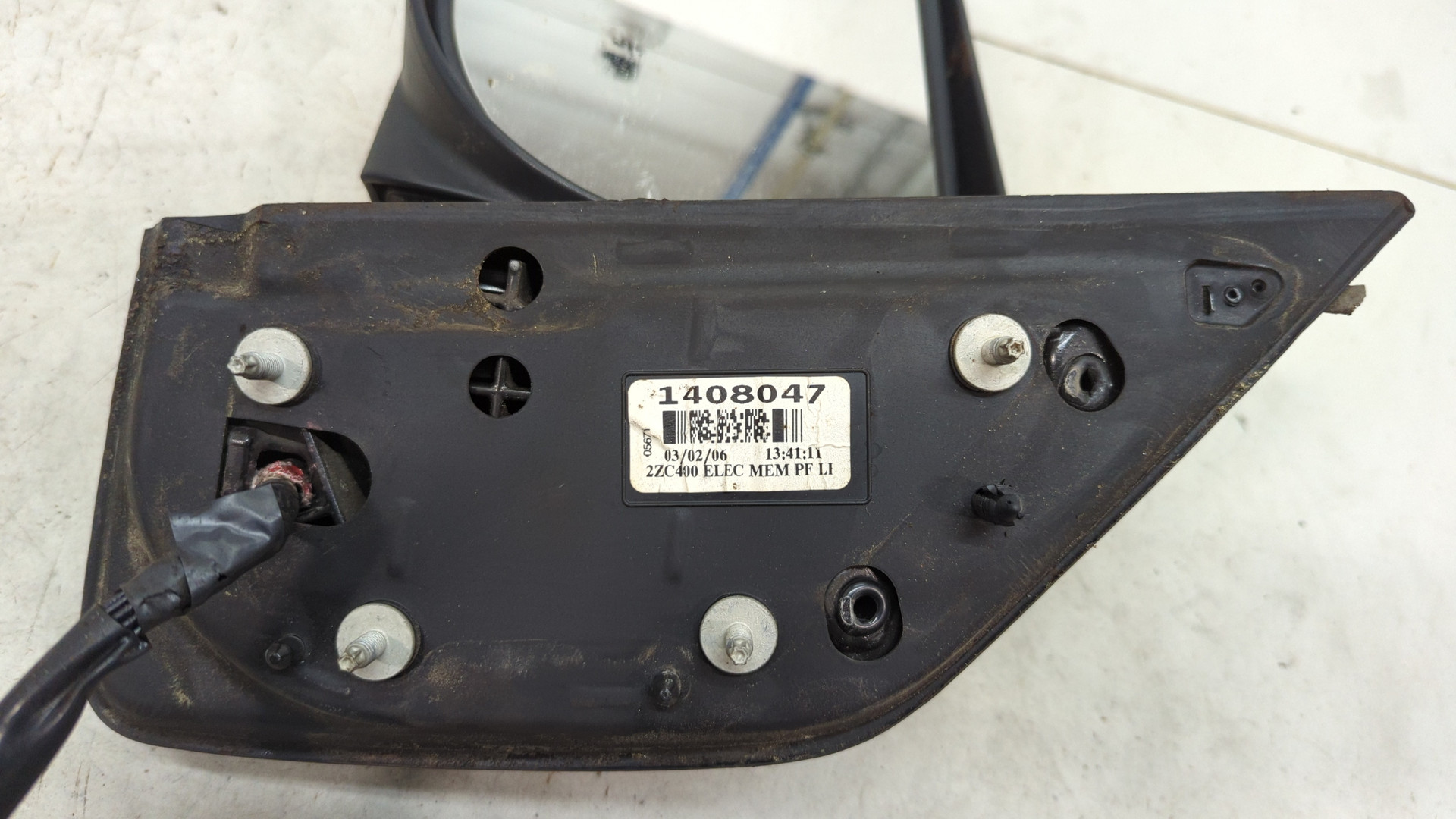 Зеркало левое электрическое