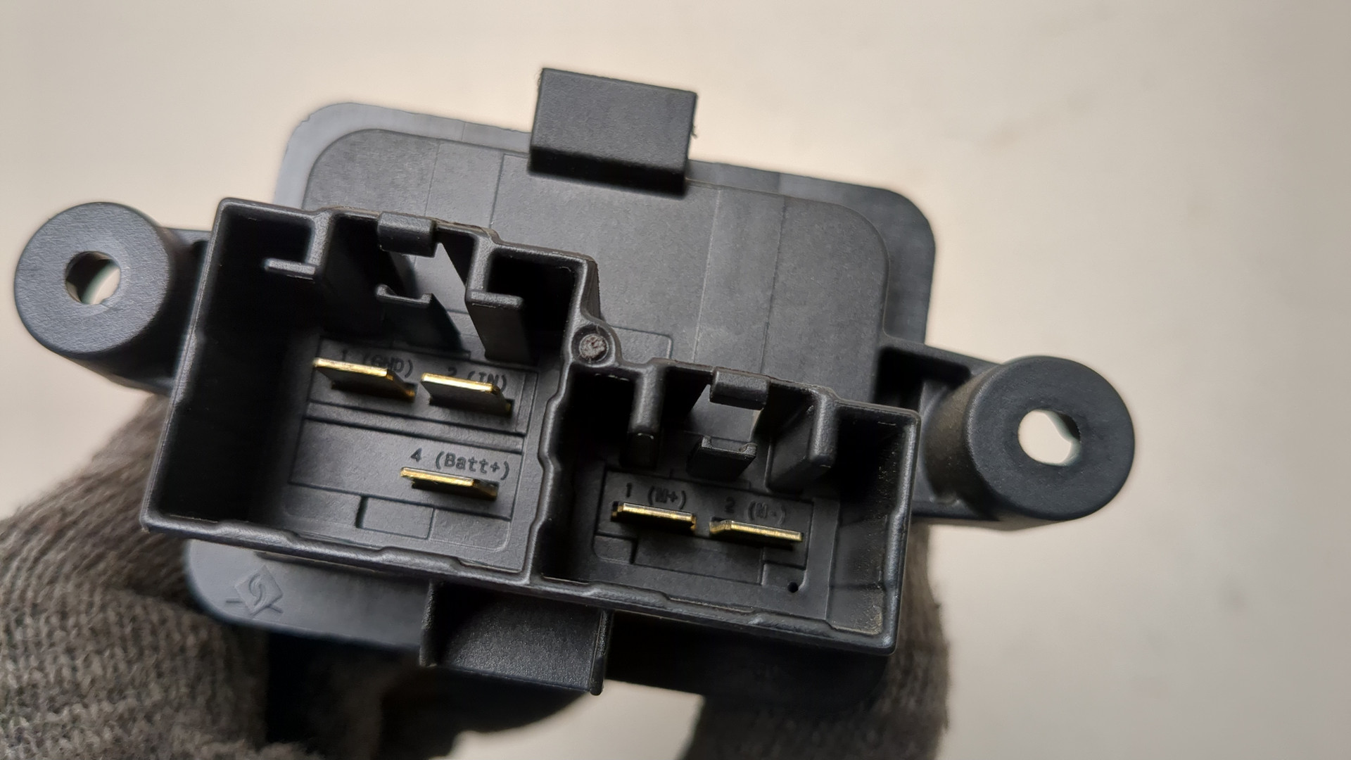 Резистор отопителя