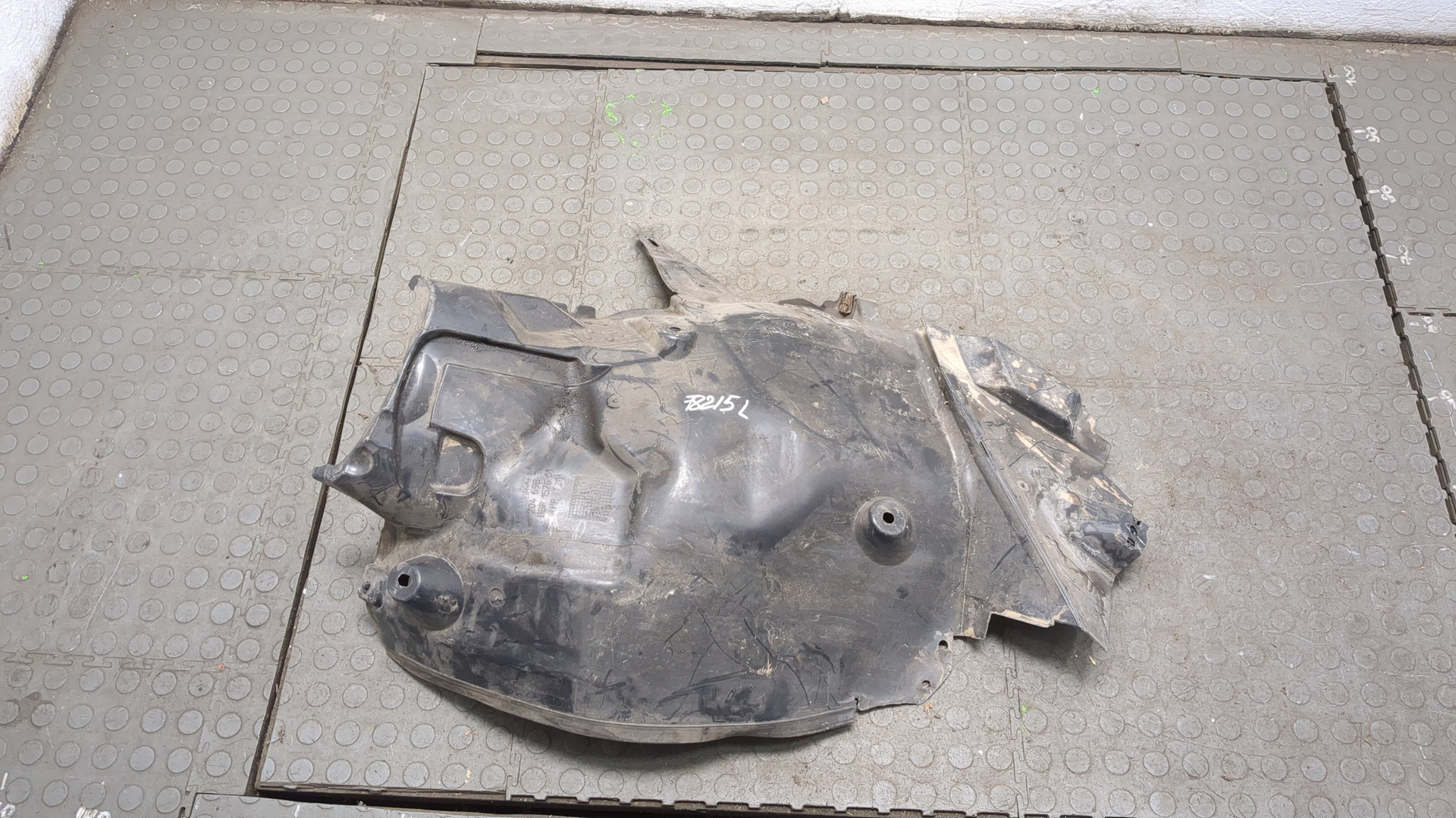 Локер передний левый