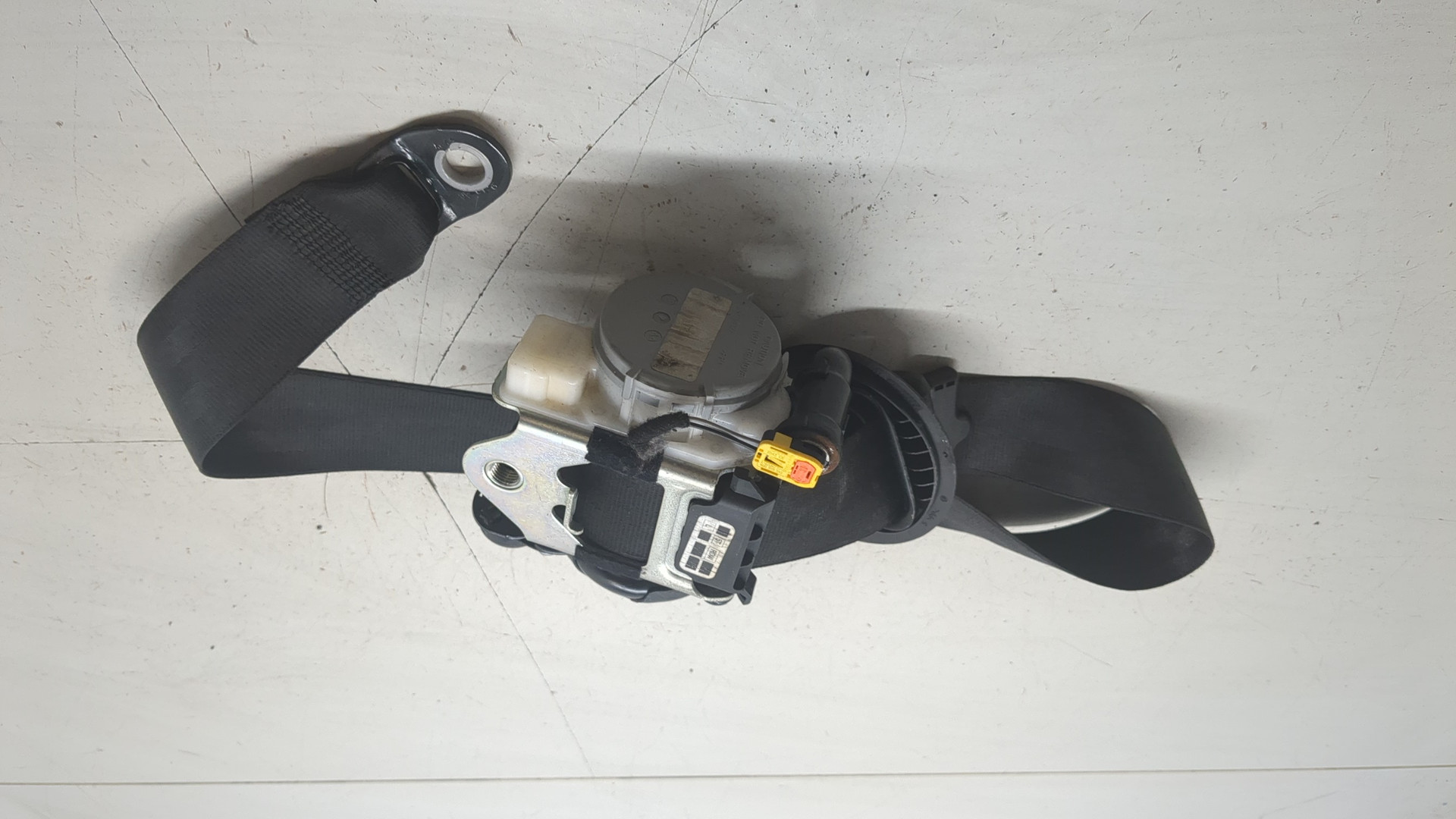 Ремень безопасности