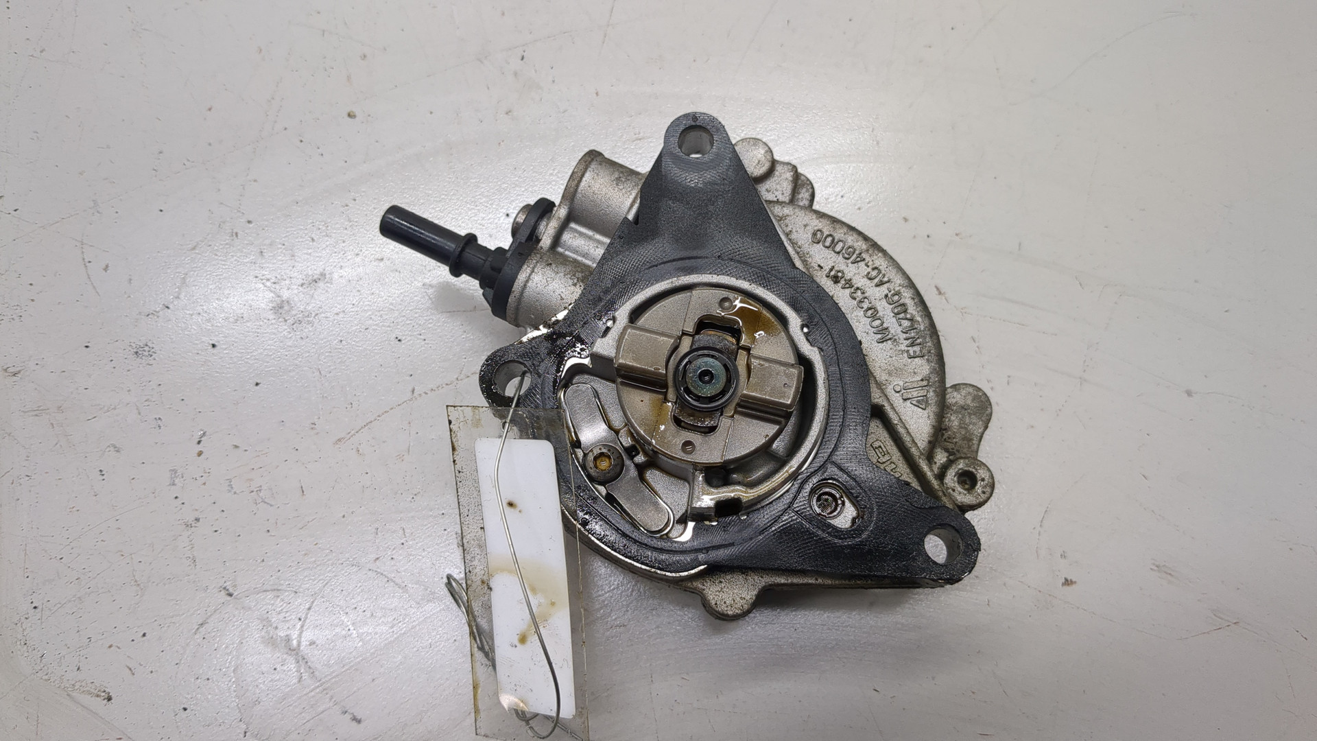 Насос вакуумный