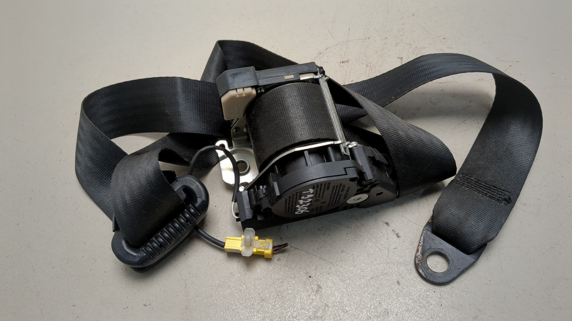 Ремень безопасности