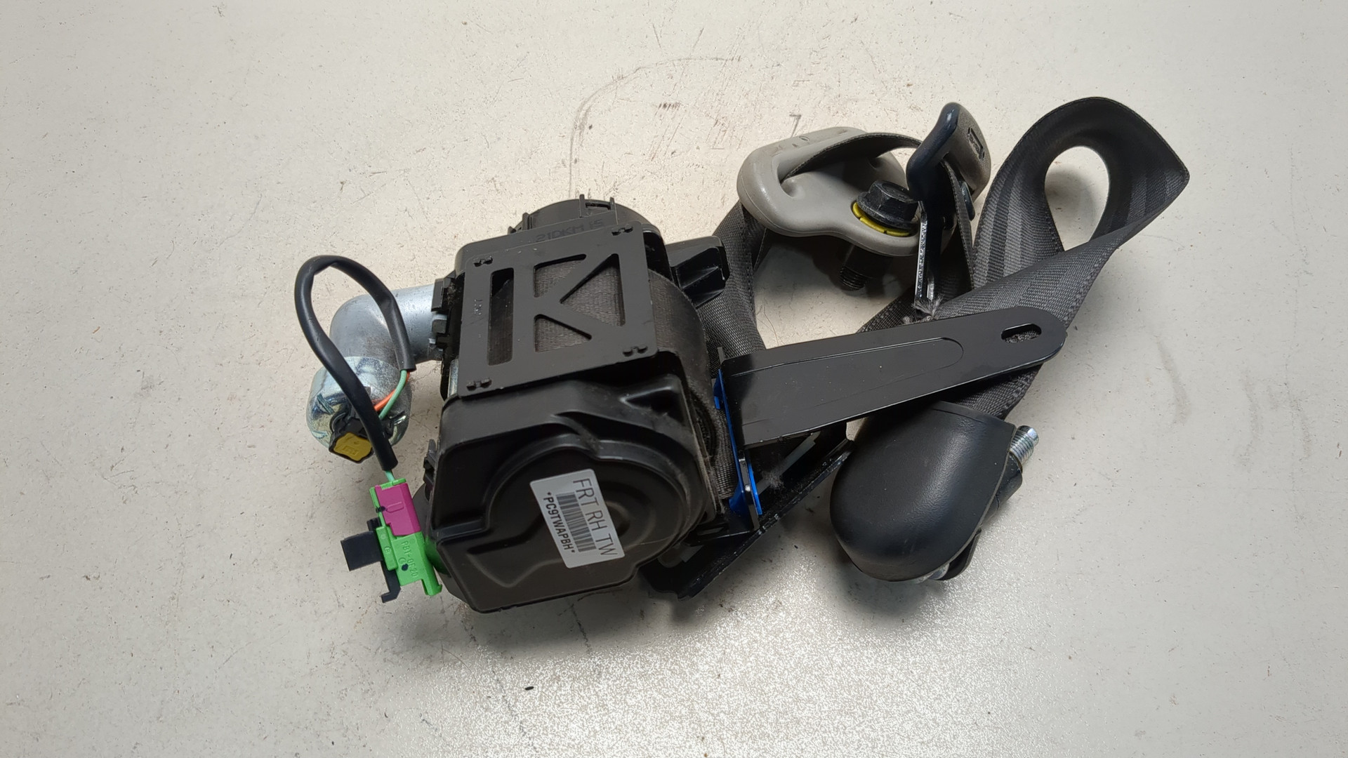 Ремень безопасности