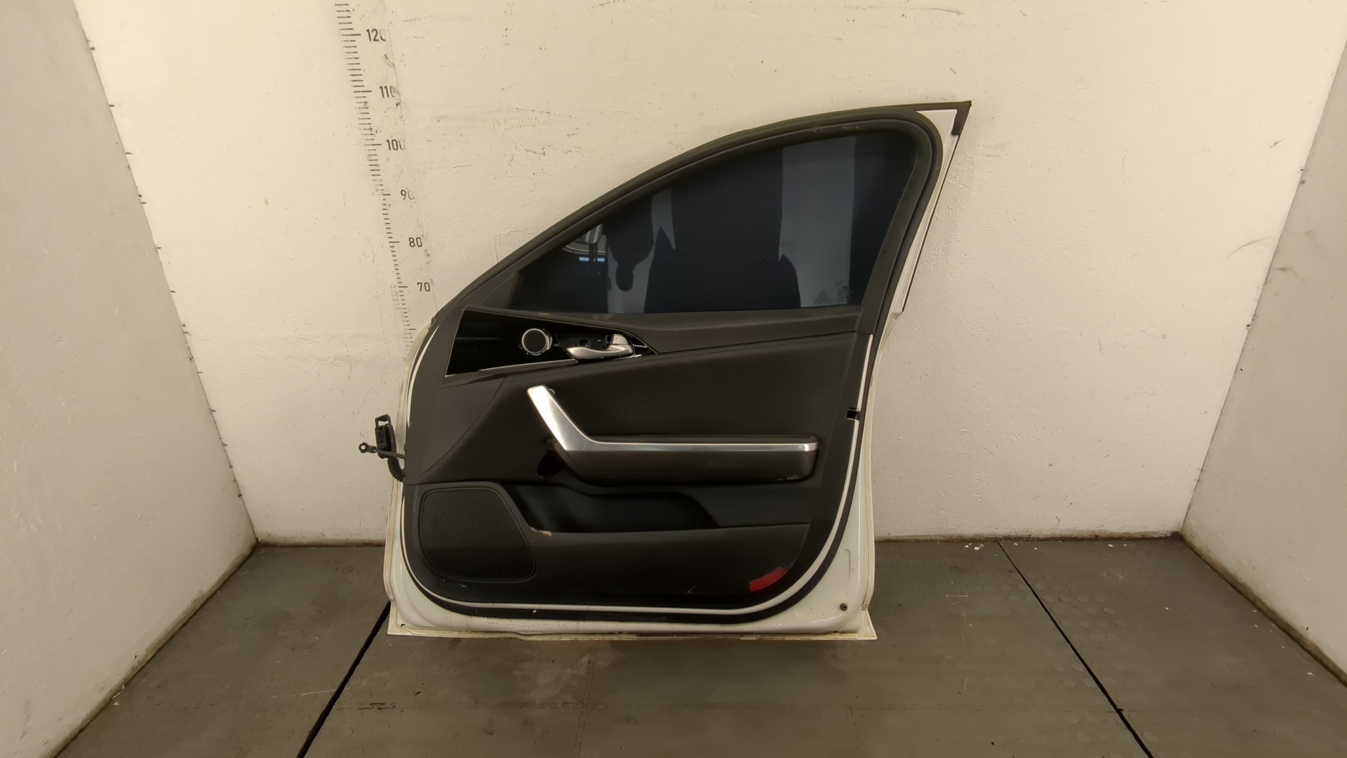 Дверь передняя правая