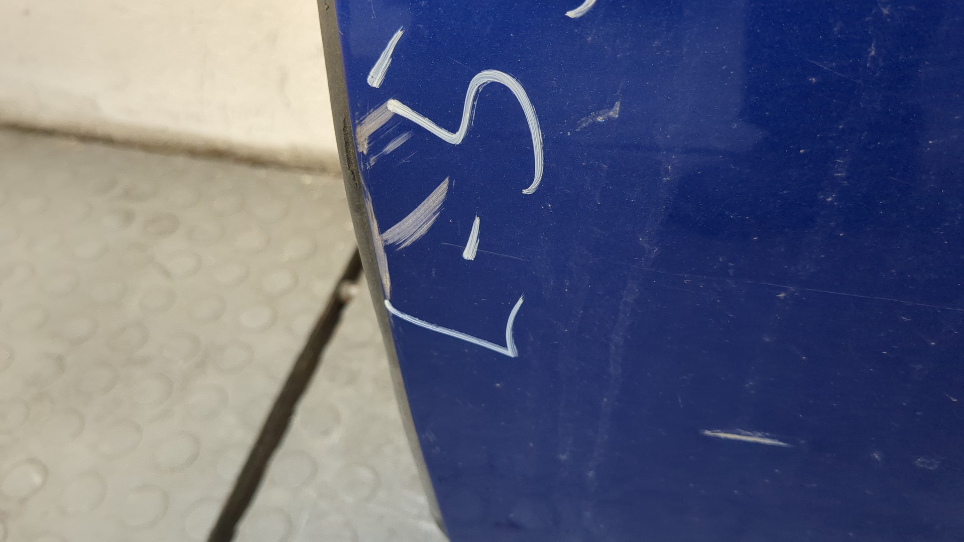 Дверь передняя левая