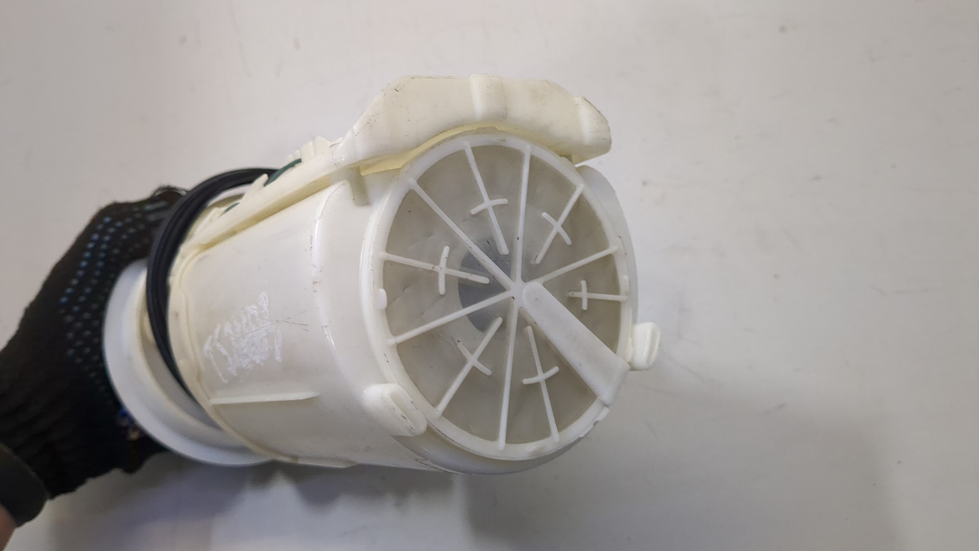 Насос топливный электрический