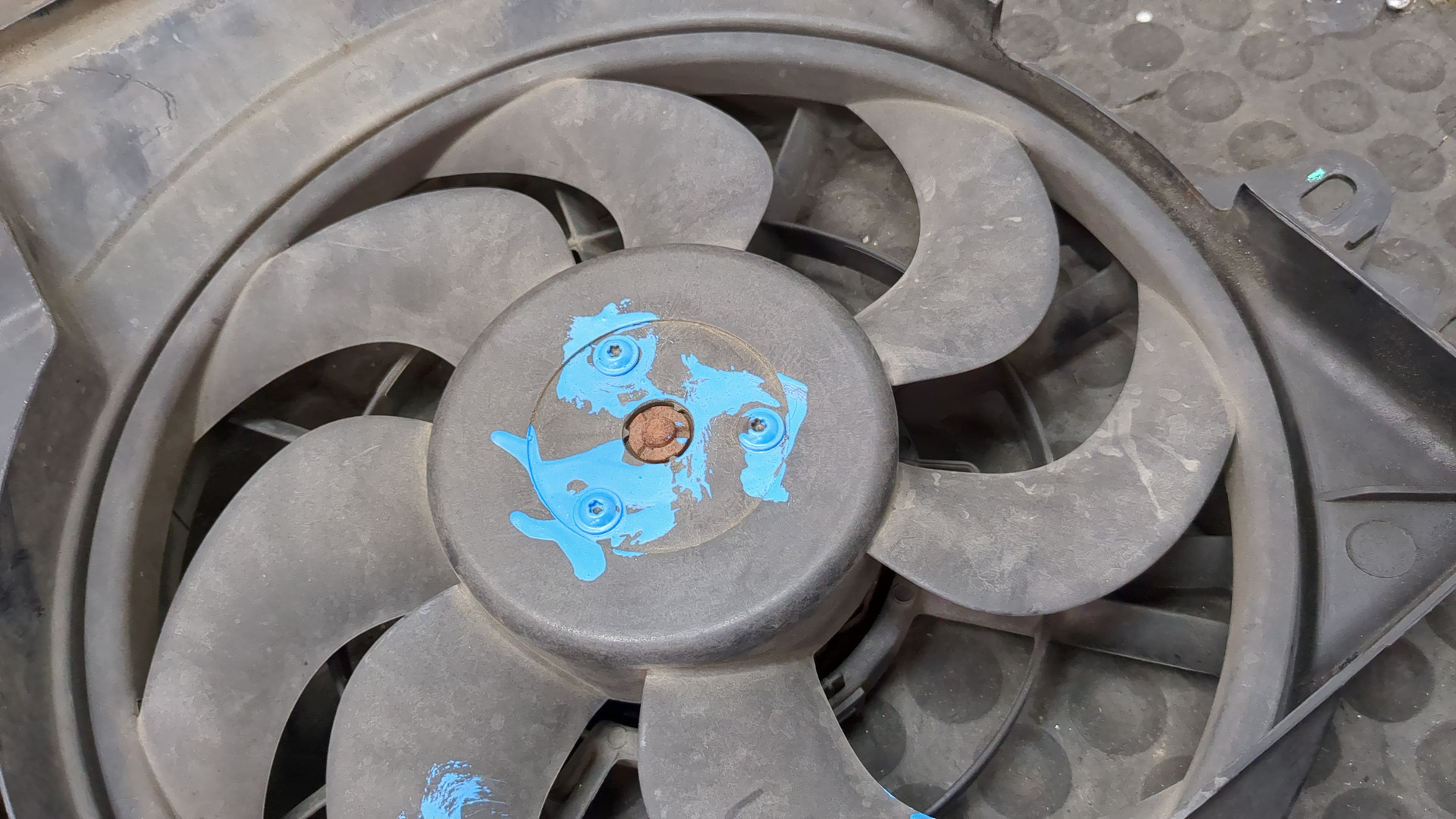 Вентилятор радиатора