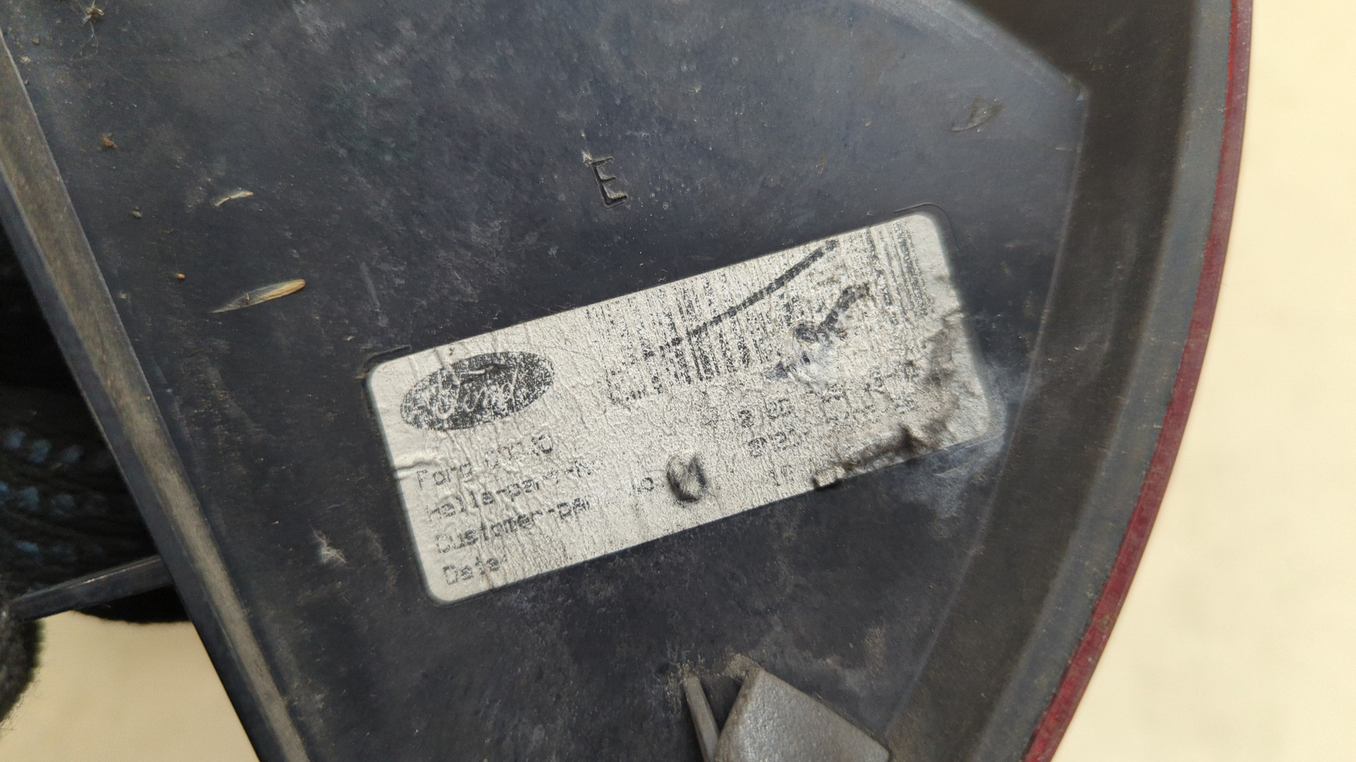 Фонарь задний левый