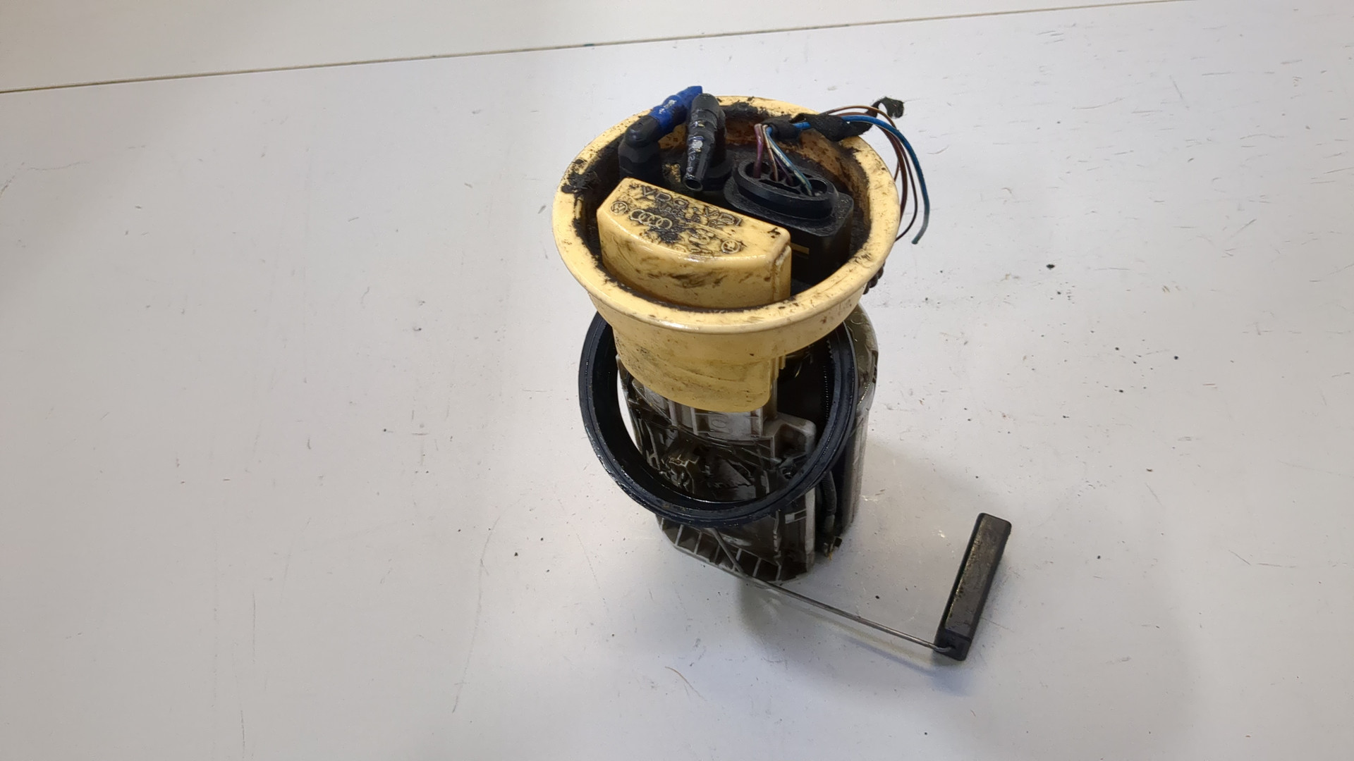 Насос топливный электрический