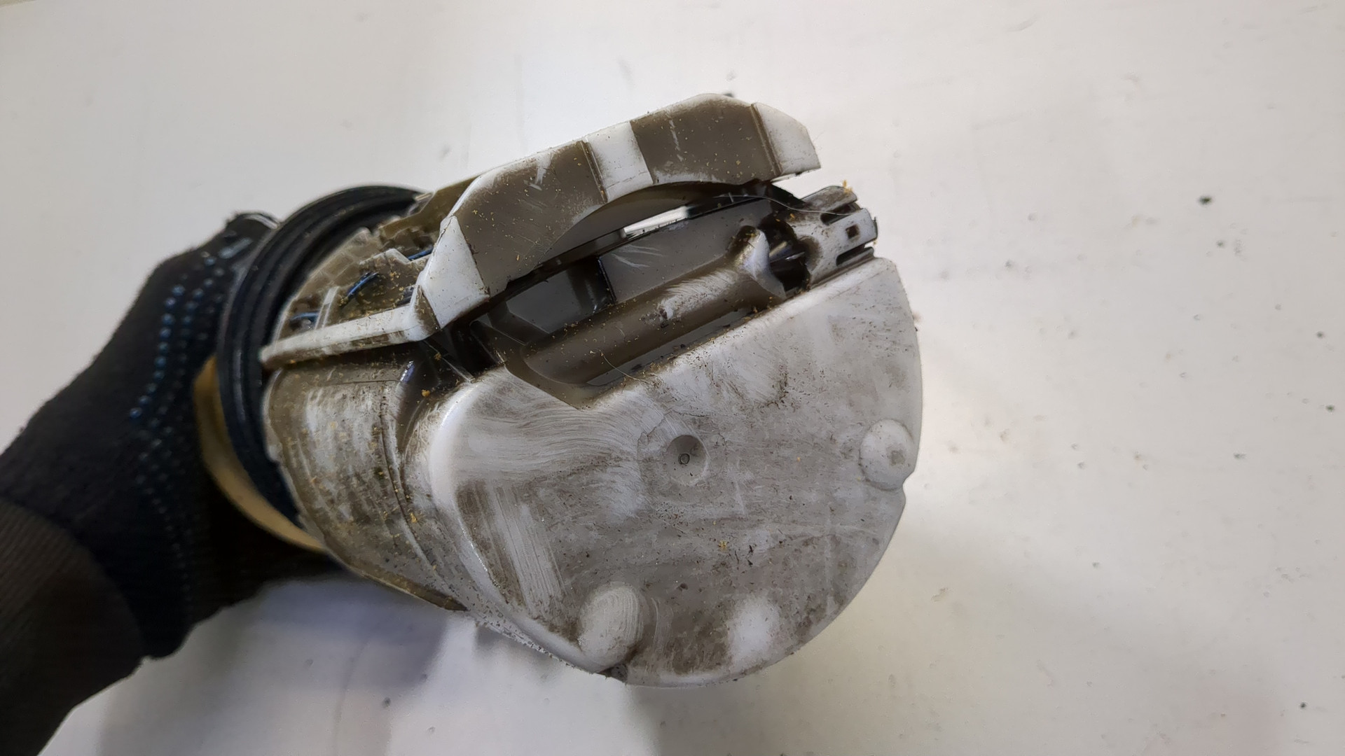 Насос топливный электрический