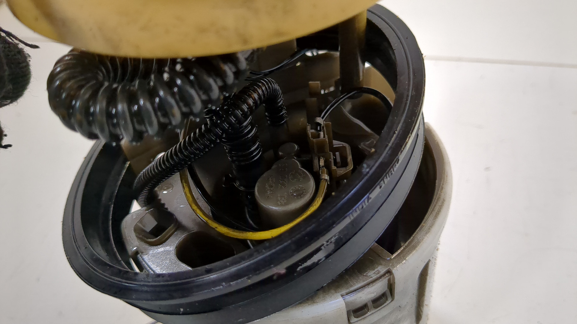 Насос топливный электрический