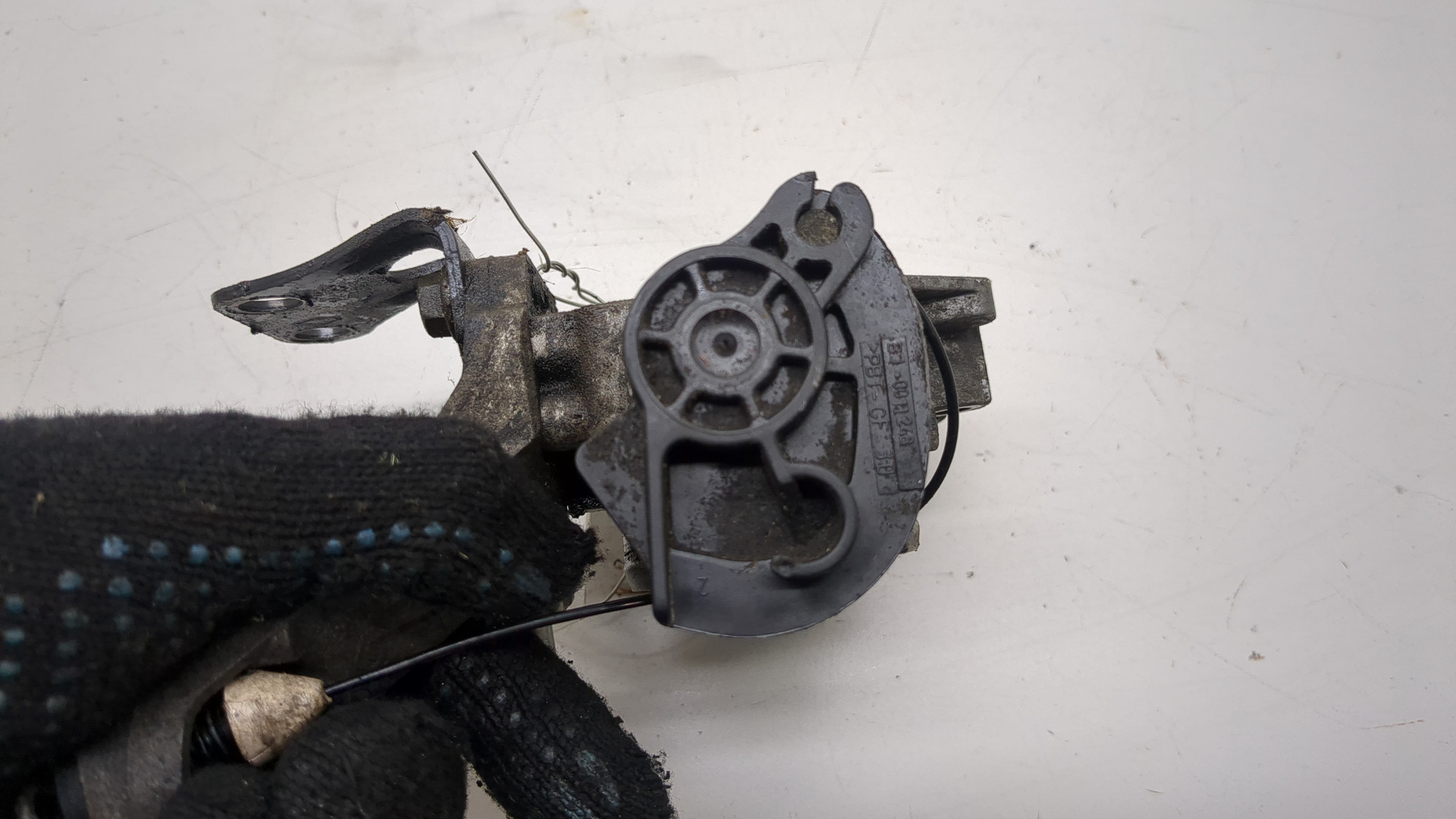 Заслонка дроссельная электрическая