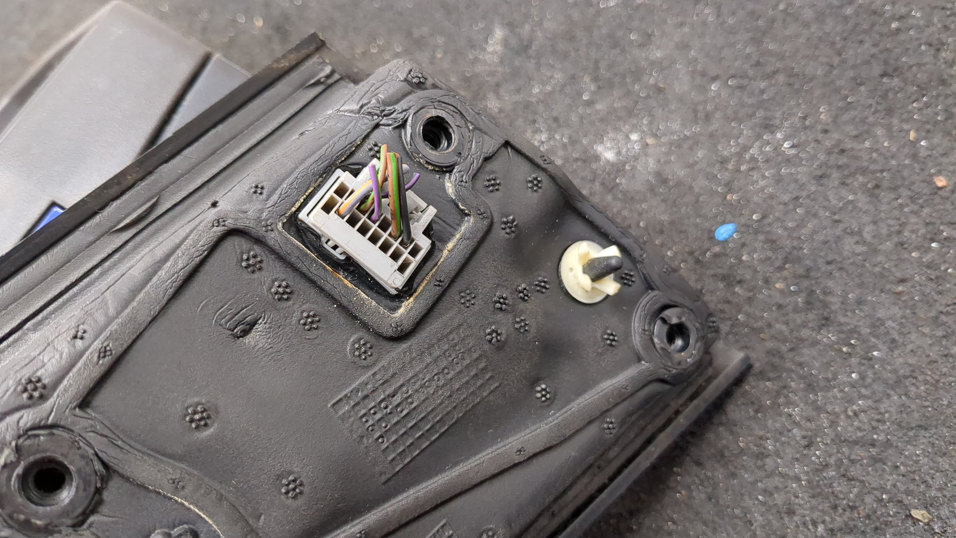 Зеркало правое электрическое