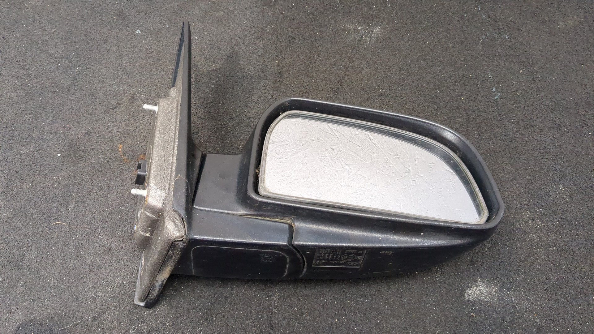 Зеркало правое электрическое