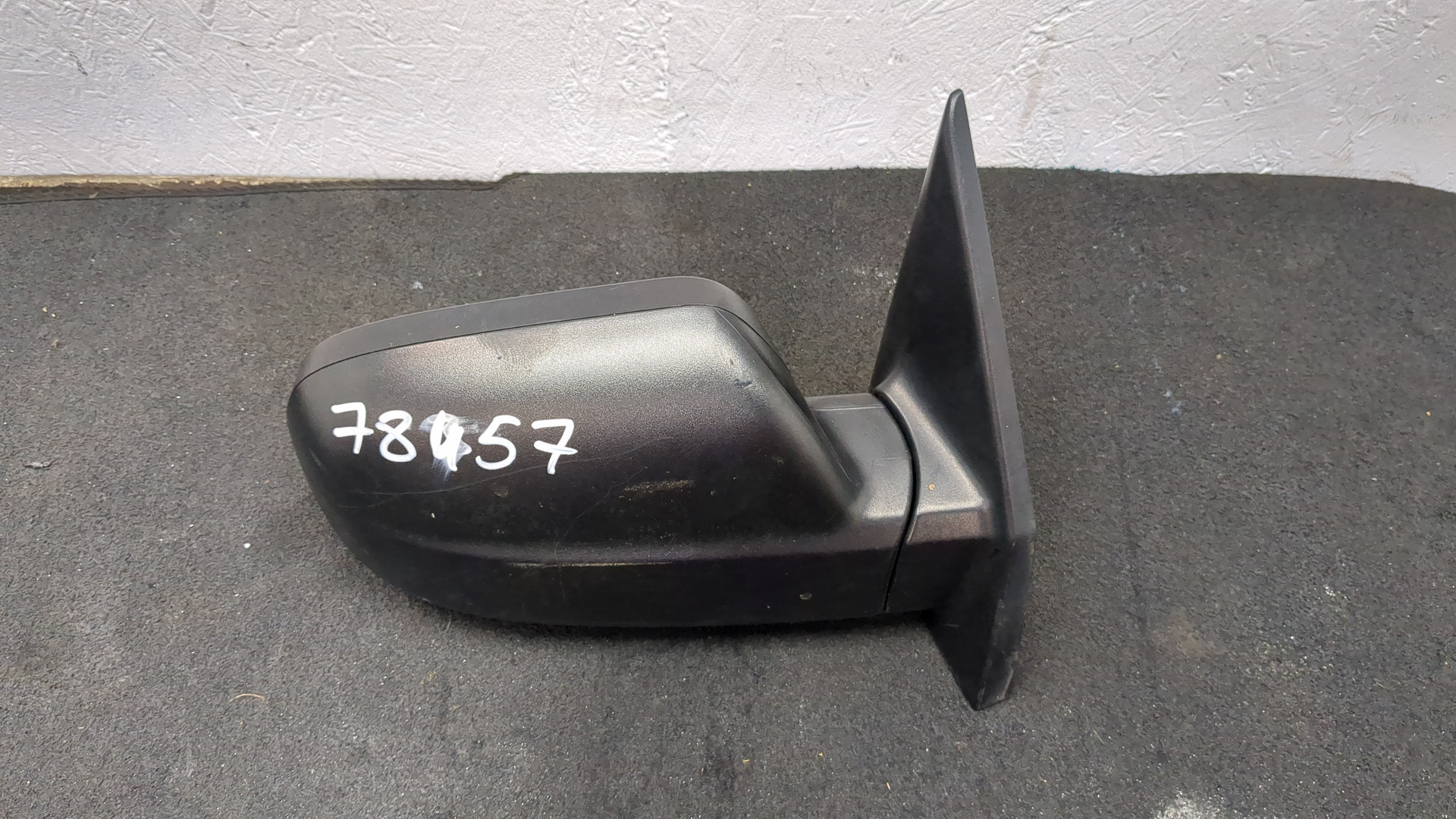 Зеркало правое электрическое