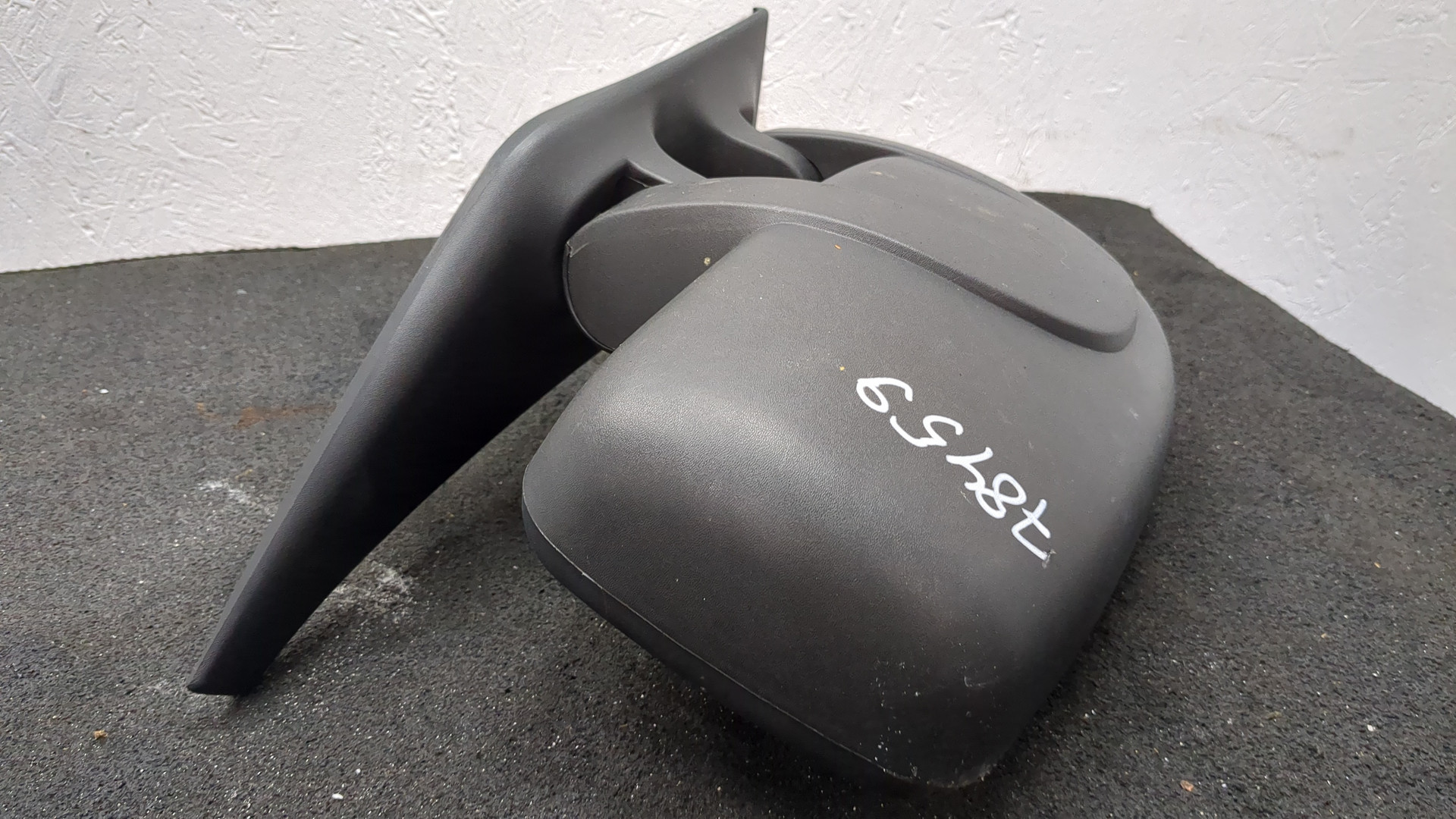 Зеркало правое электрическое