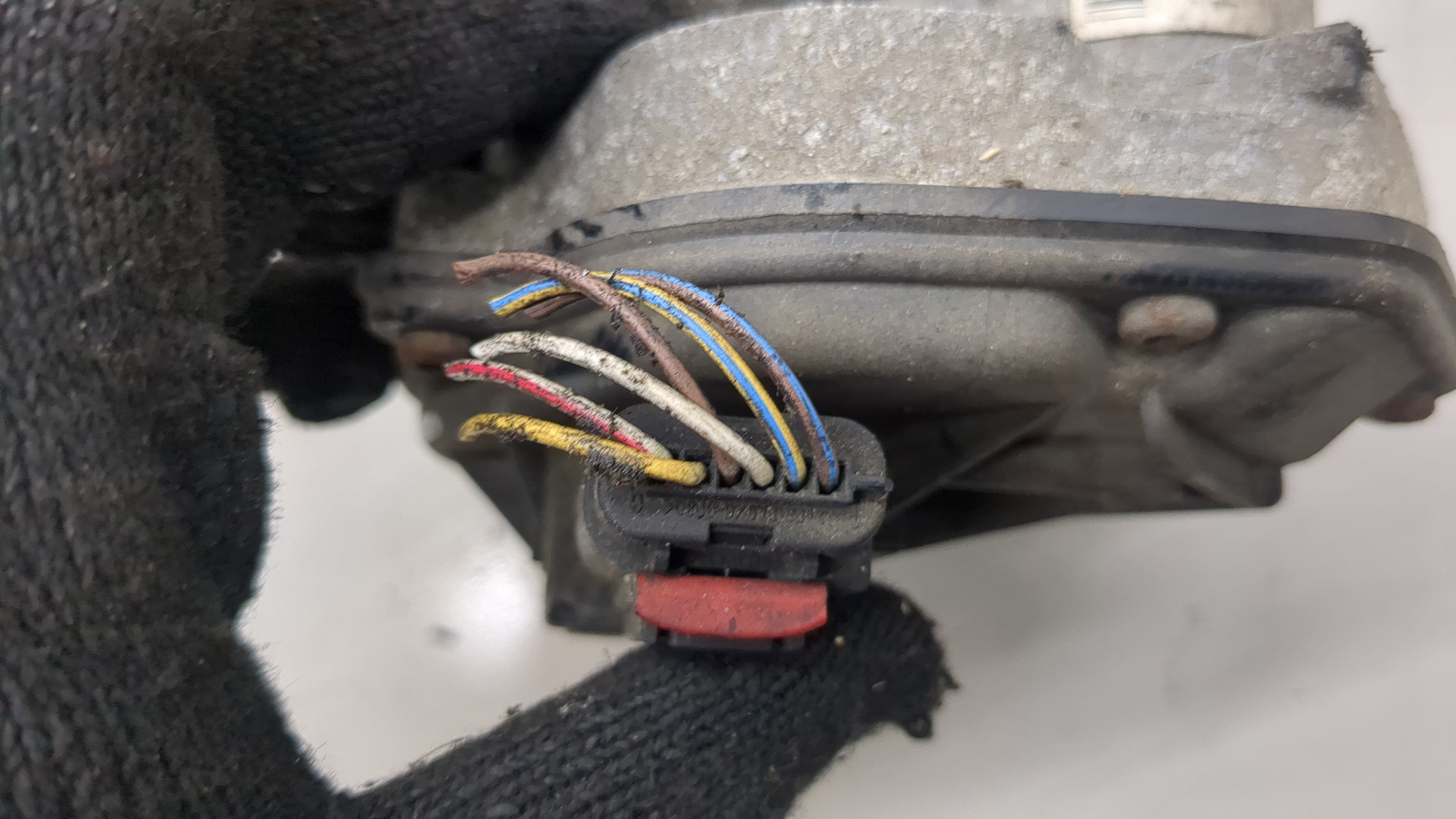 Заслонка дроссельная электрическая