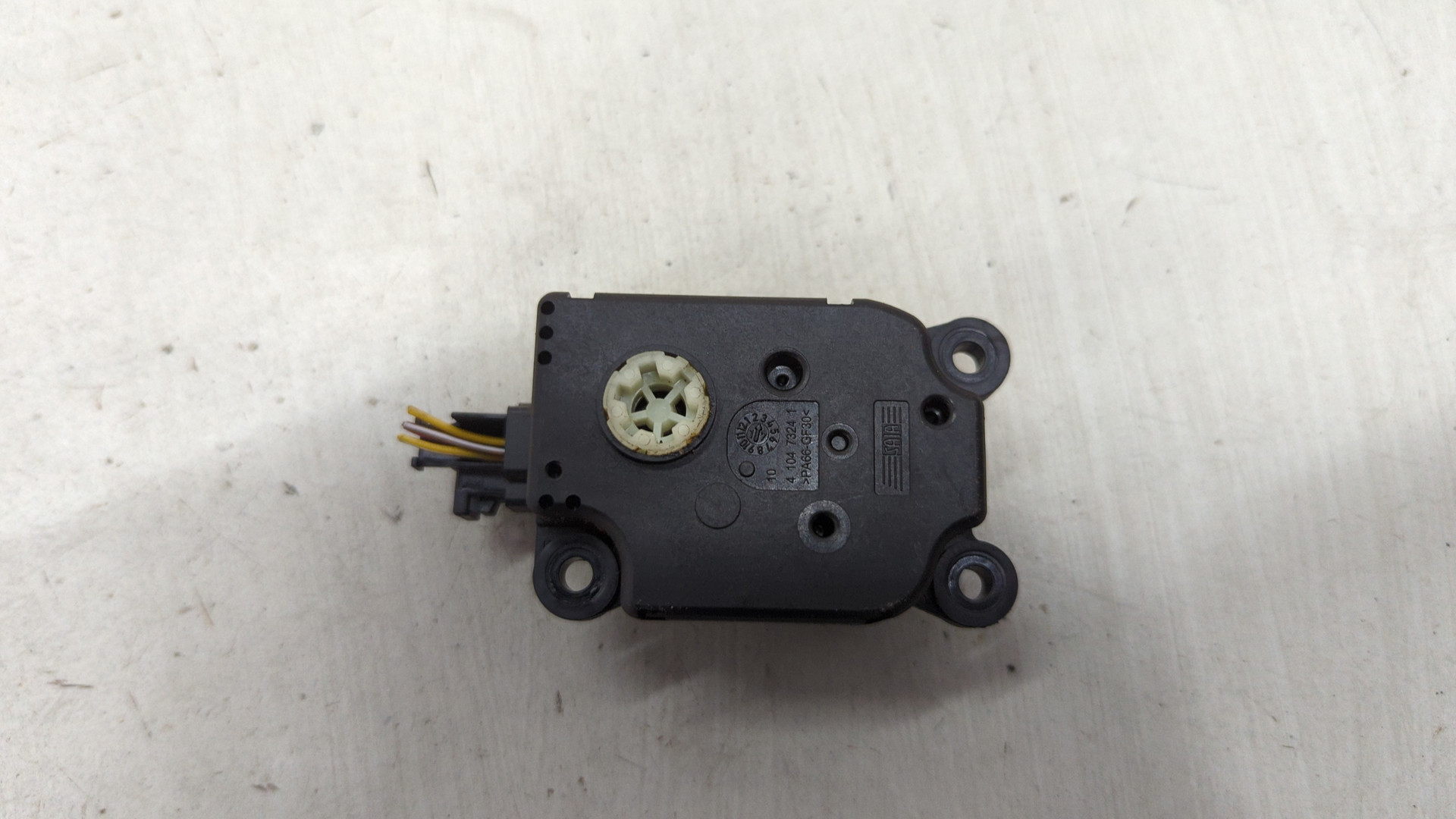 Моторчик заслонки печки