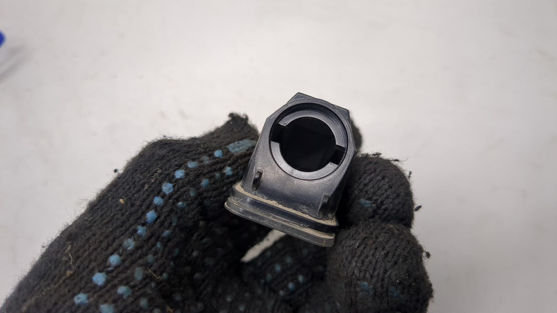 Фонарь подсветки номера