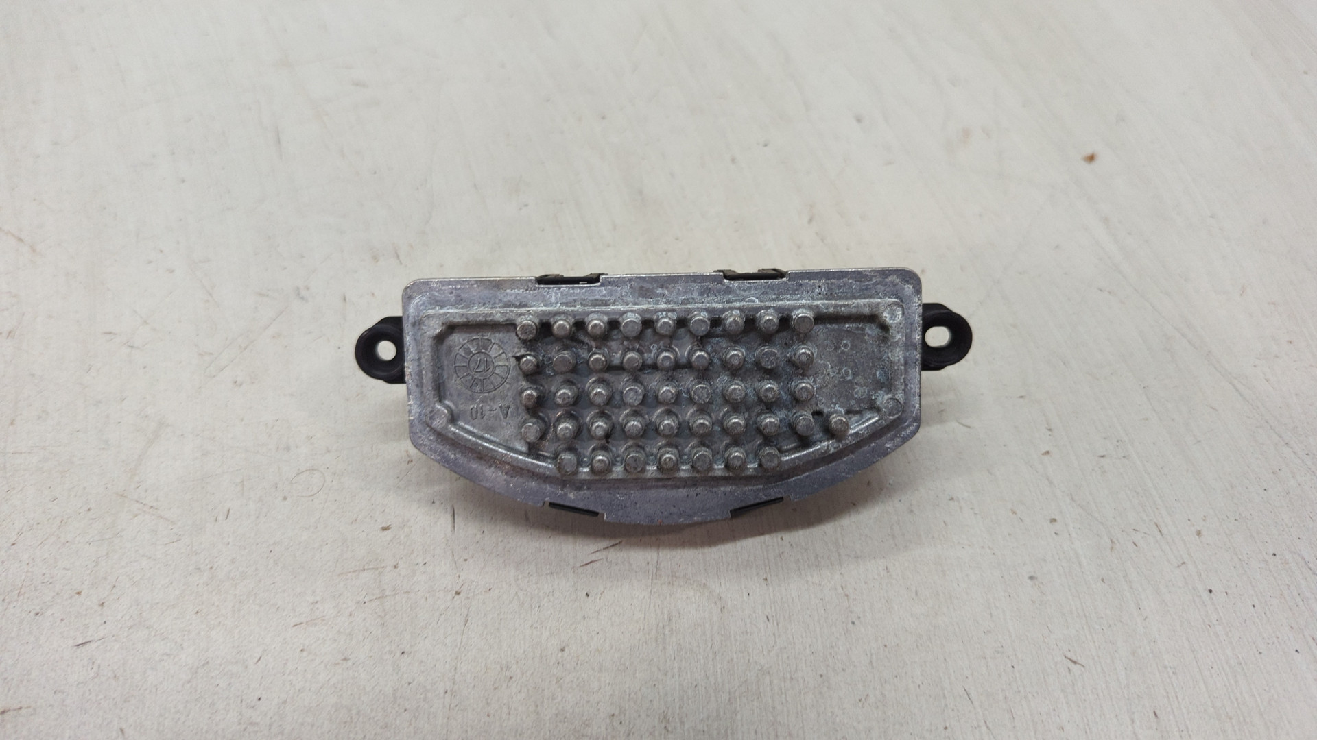 Резистор отопителя