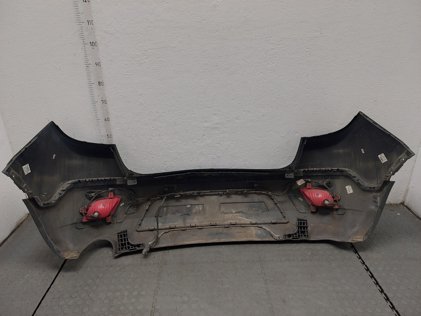 Бампер задний