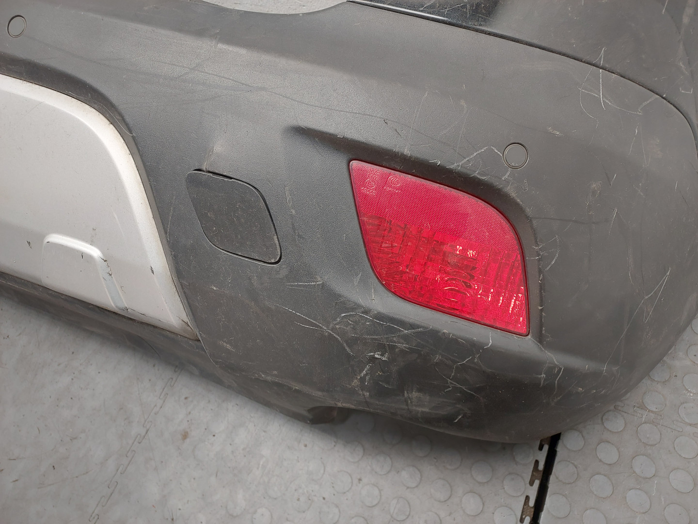 Бампер задний