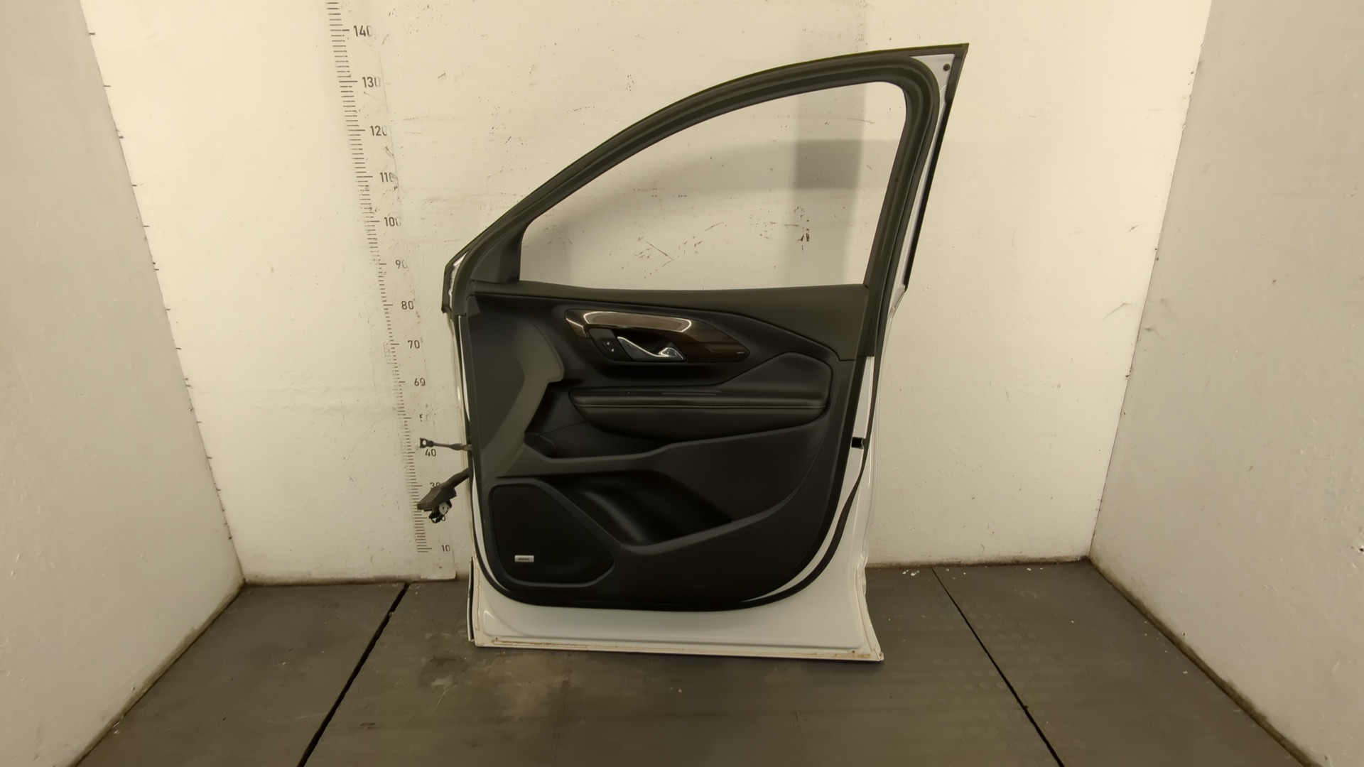 Дверь передняя правая