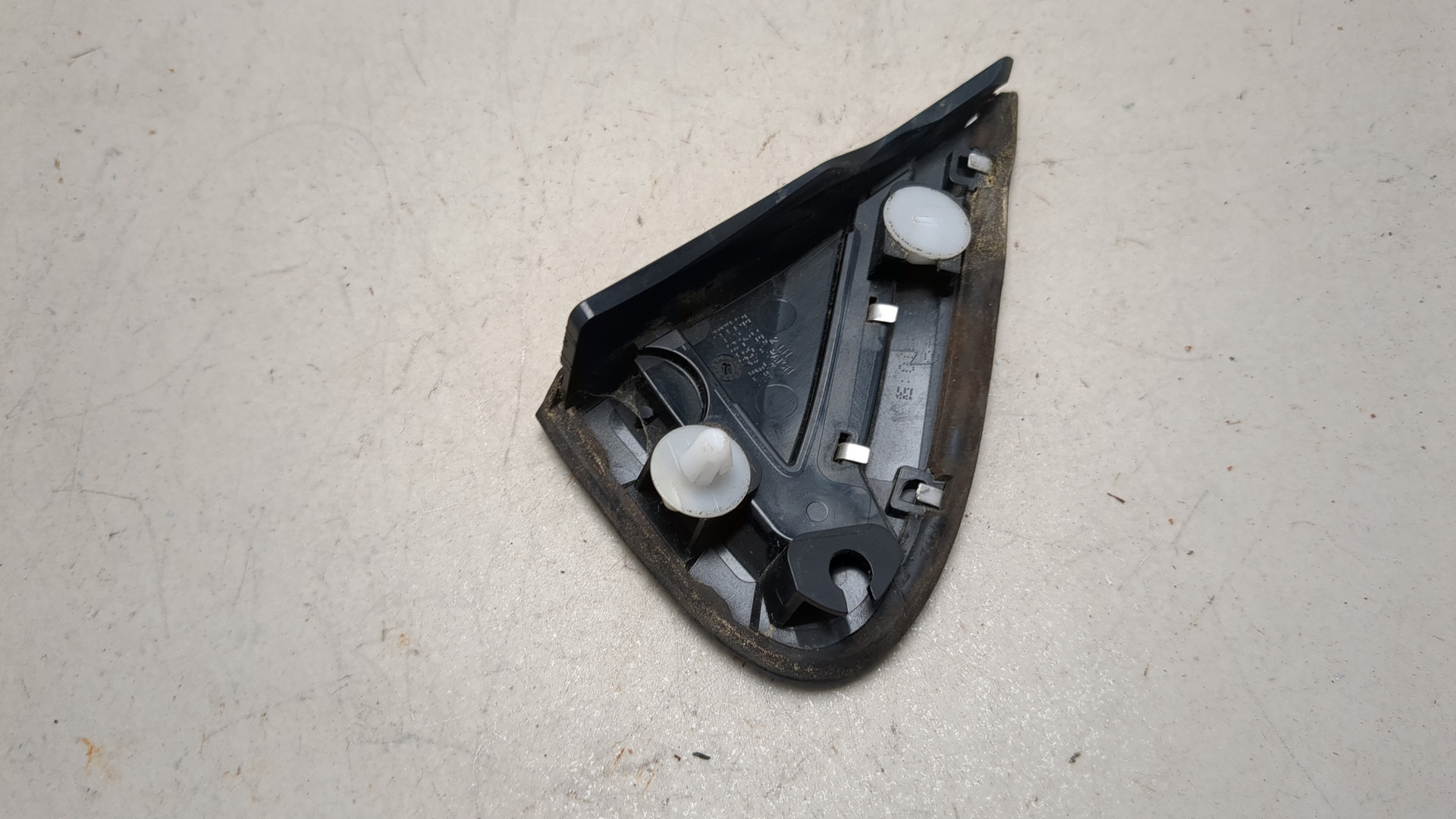 Накладка (кузов наружные)