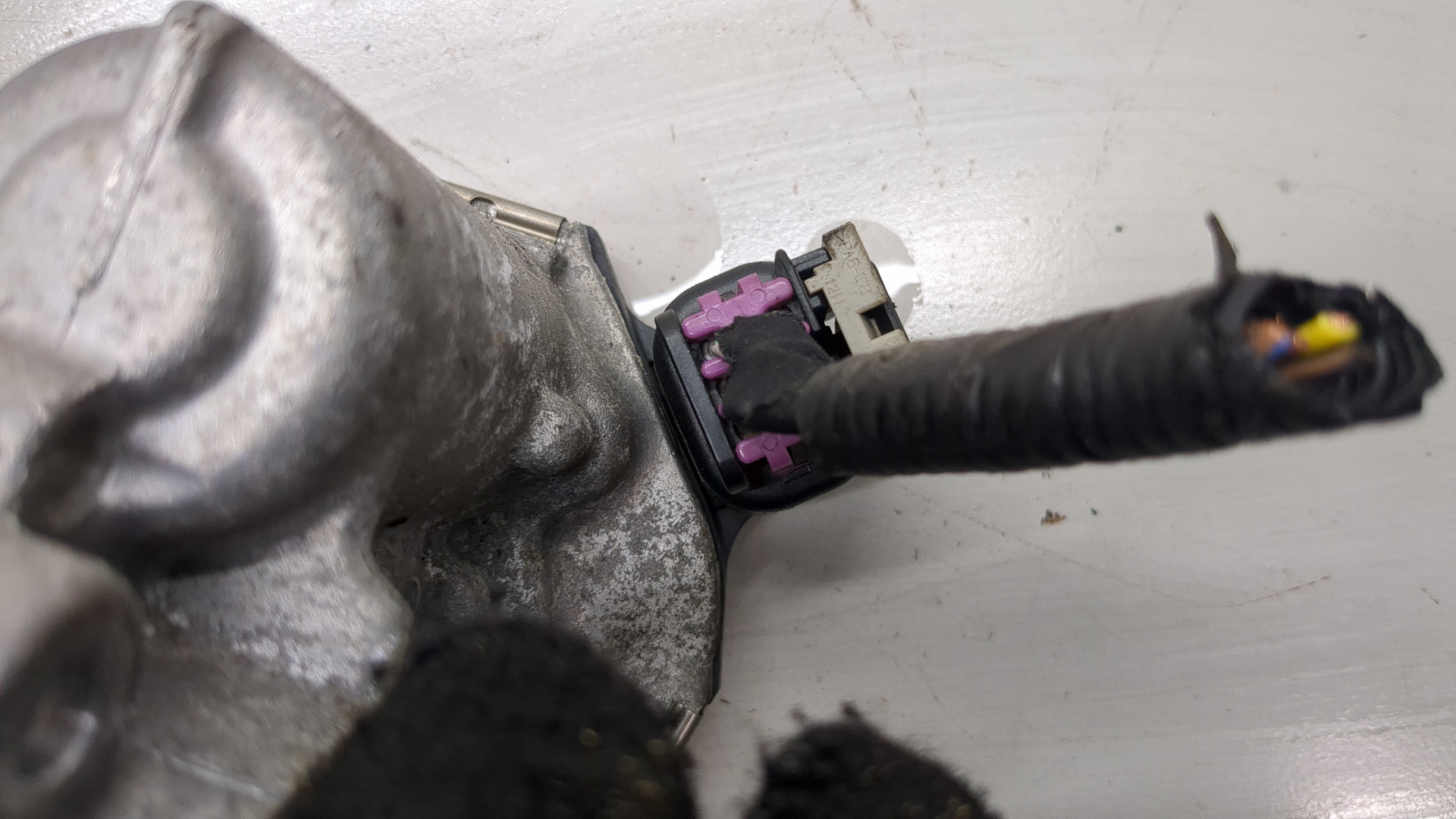 Заслонка дроссельная электрическая