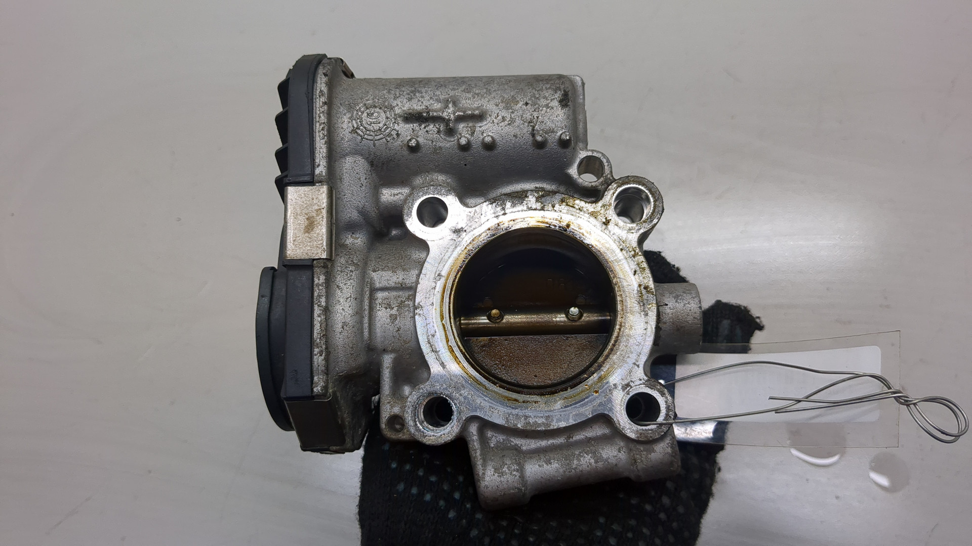 Заслонка дроссельная электрическая