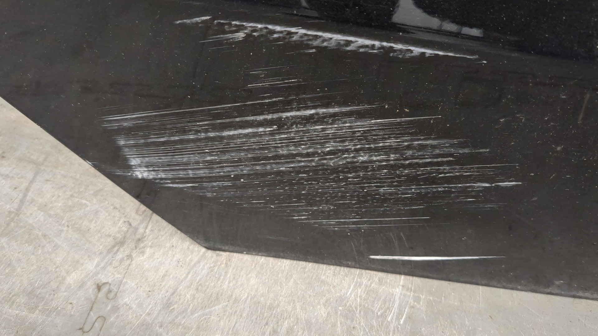 Дверь задняя правая