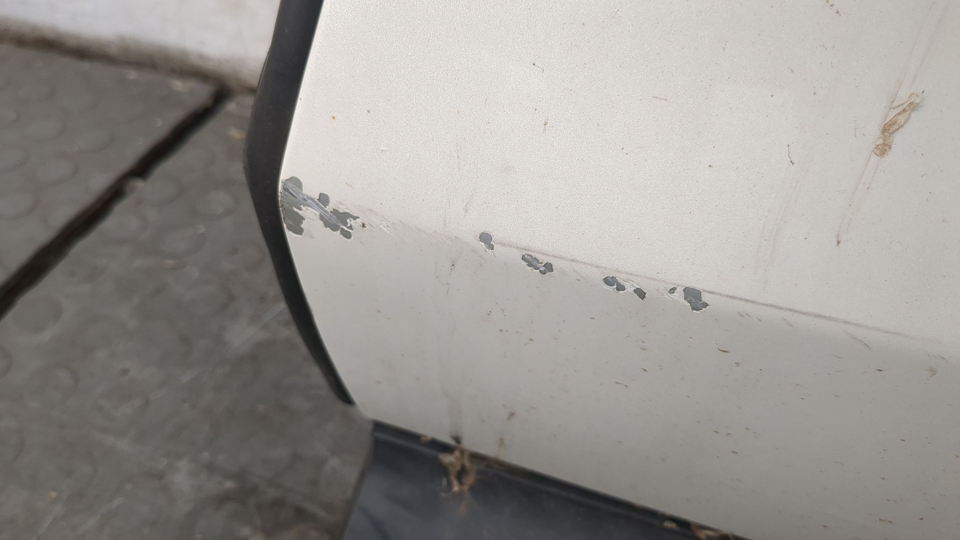 Дверь задняя левая