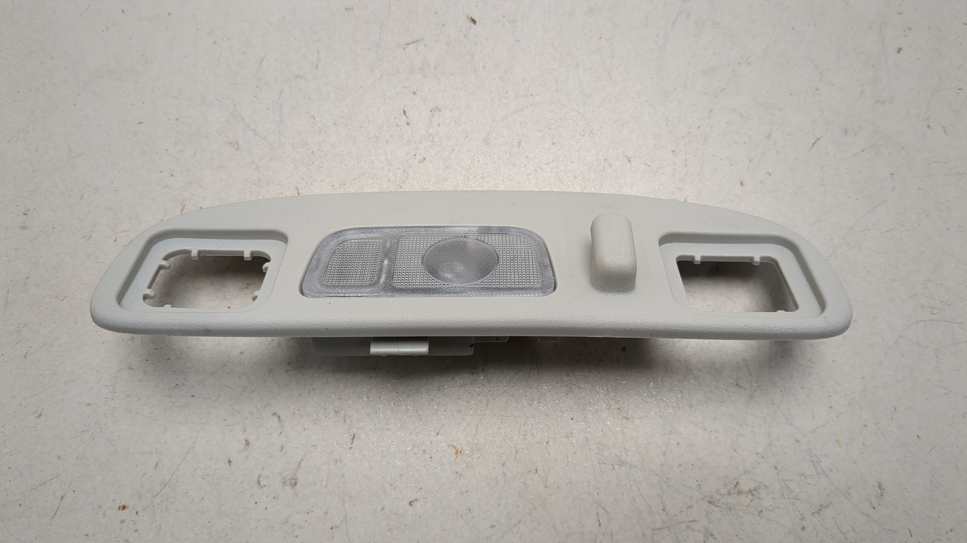 Плафон салонный