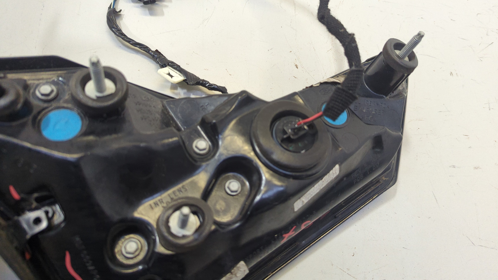 Фонарь задний внутренний правый