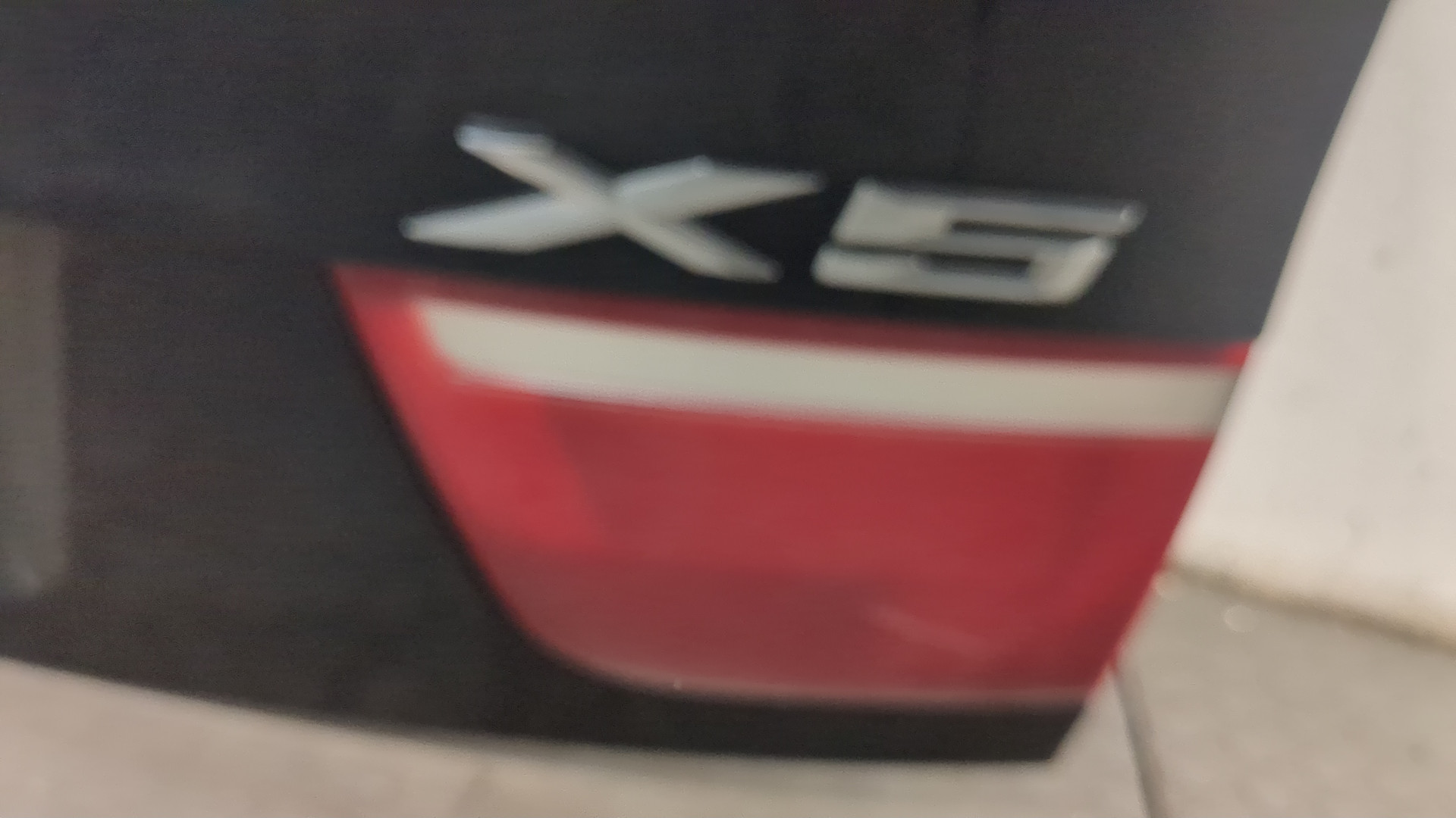 Дверь багажника