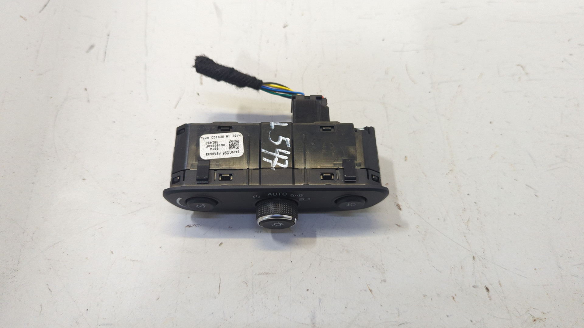 Переключатель света фар