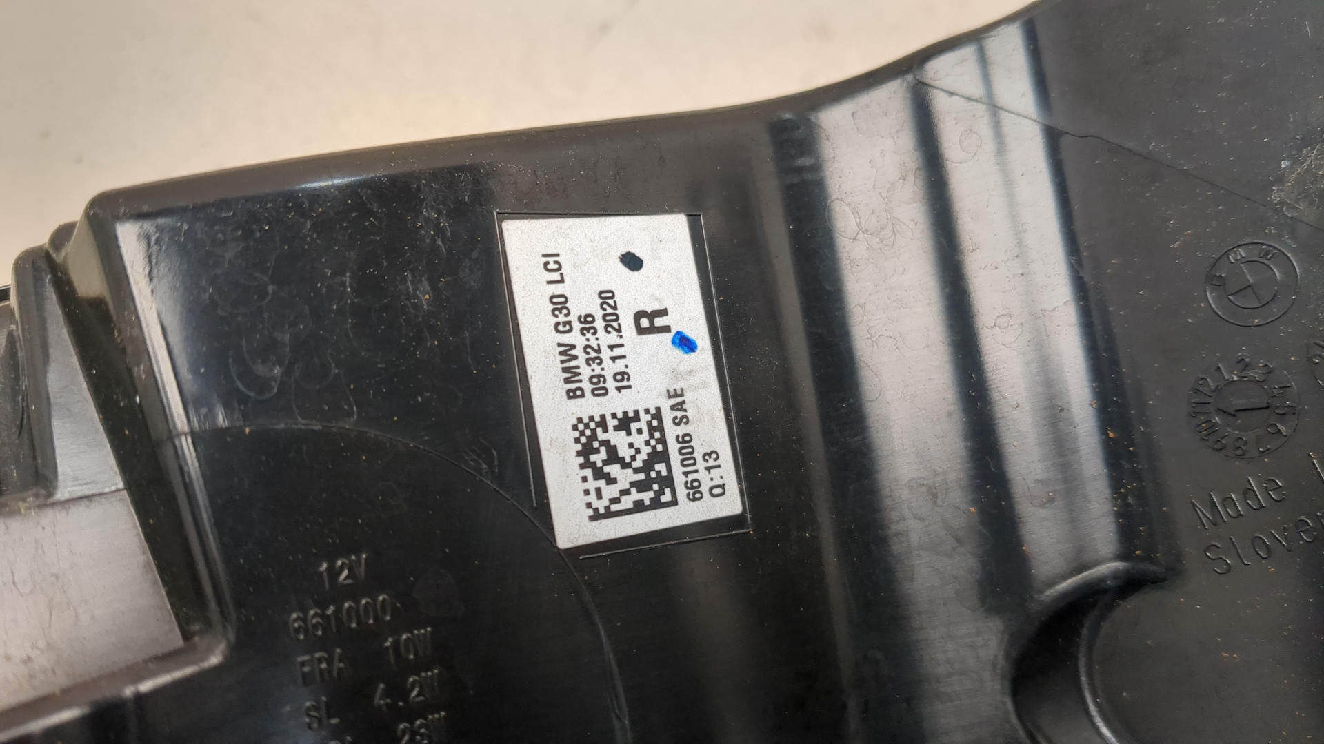 Фонарь задний правый