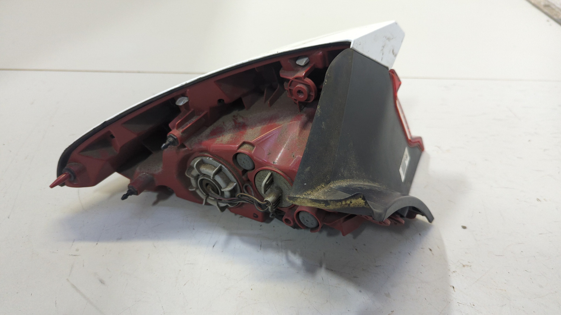 Фонарь задний правый