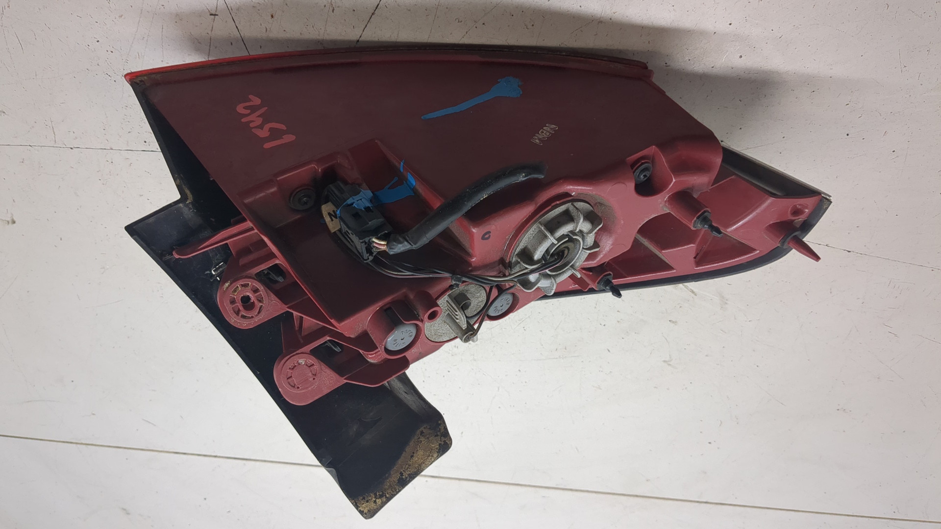 Фонарь задний правый