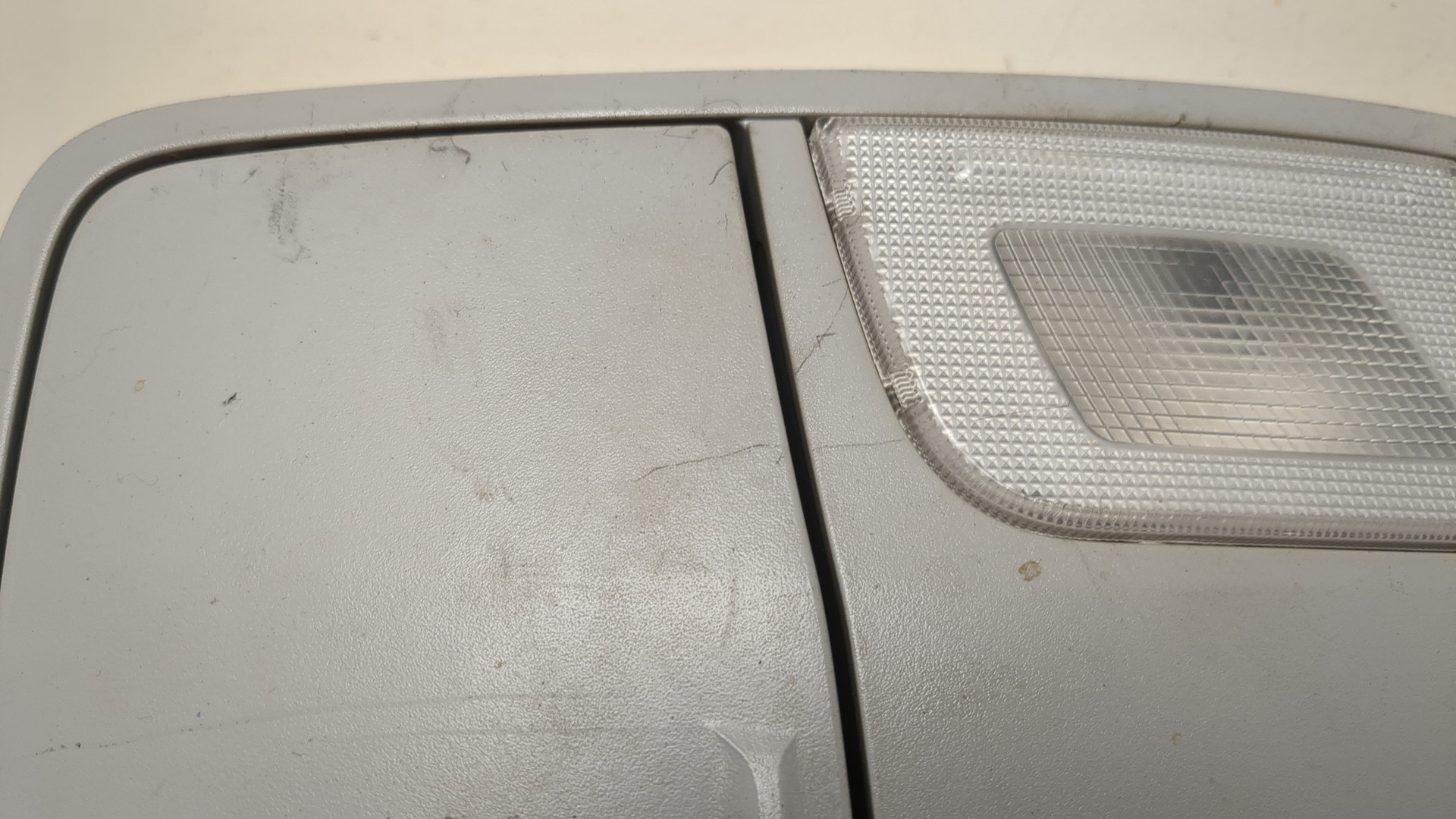 Плафон салонный