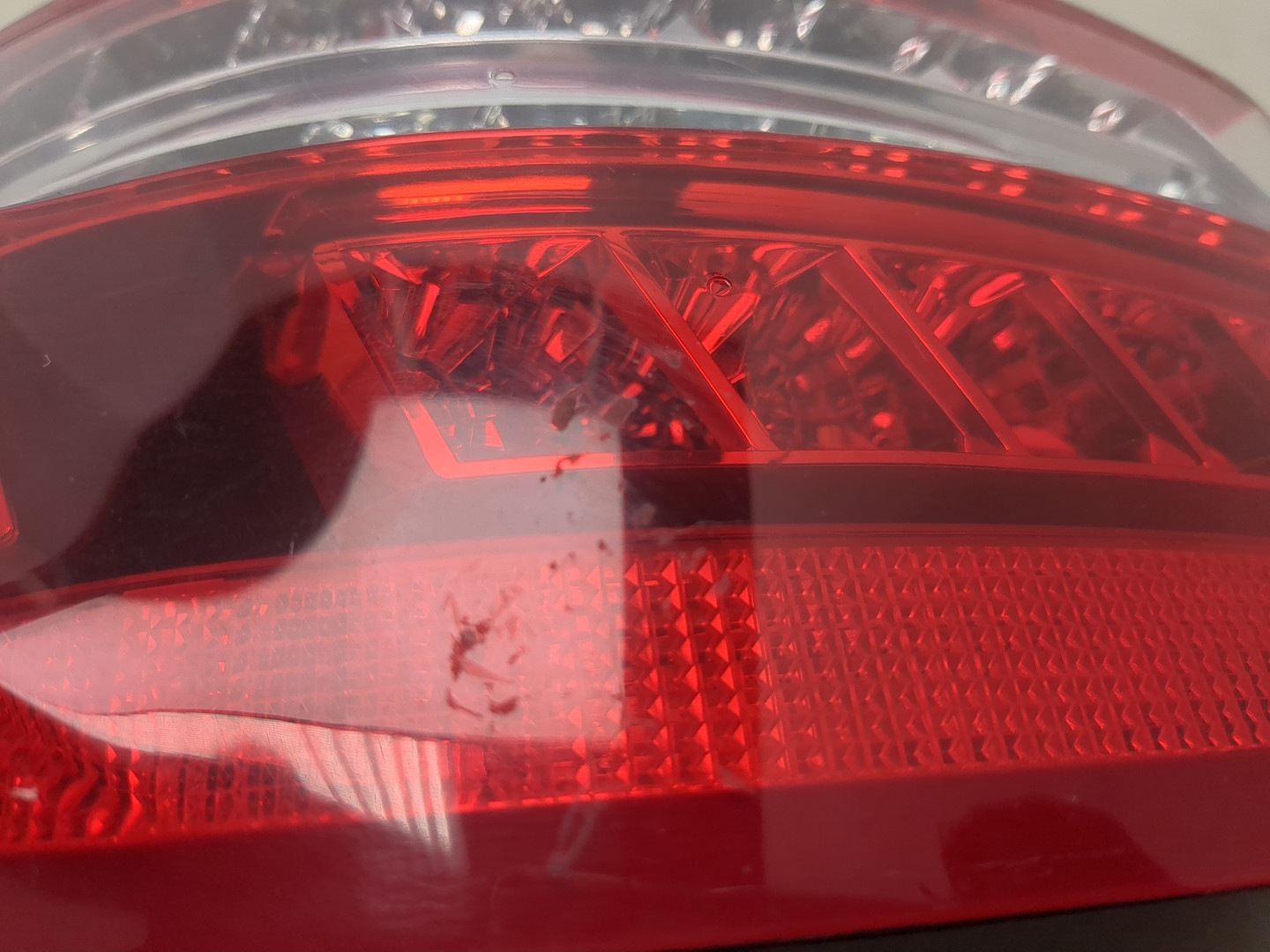 Фонарь задний левый