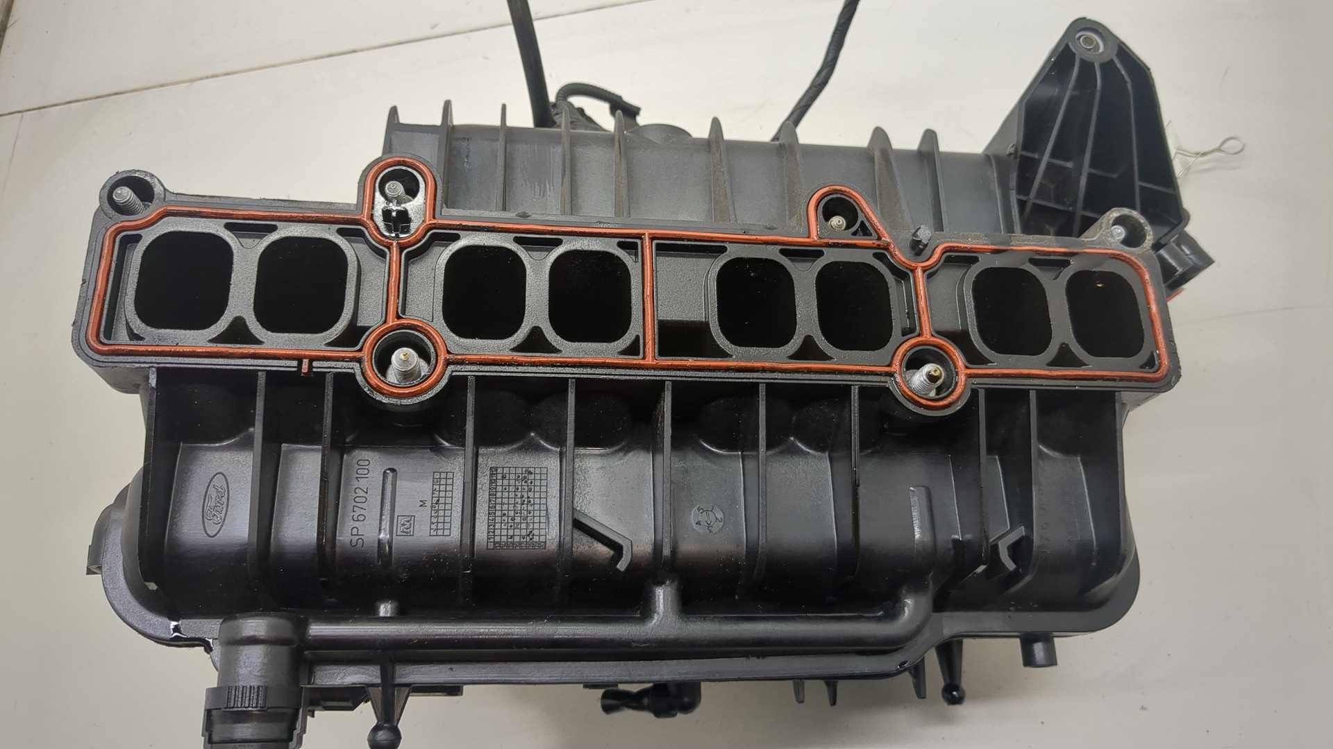 Коллектор впускной