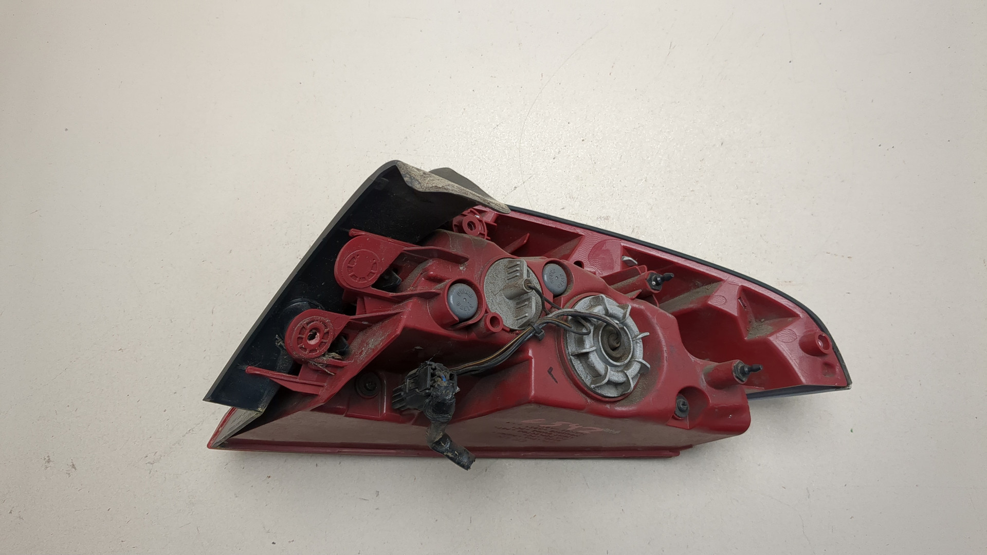 Фонарь задний левый