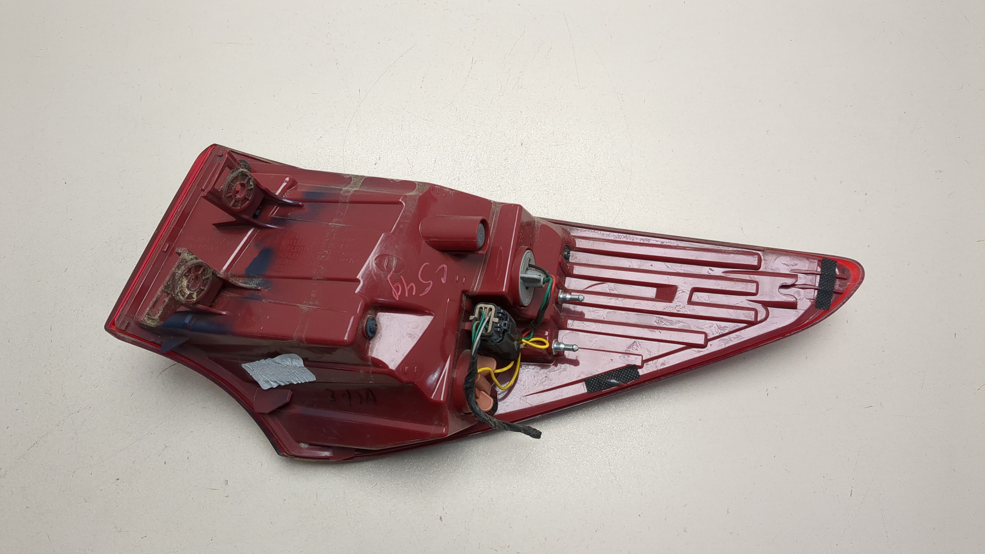 Фонарь задний левый