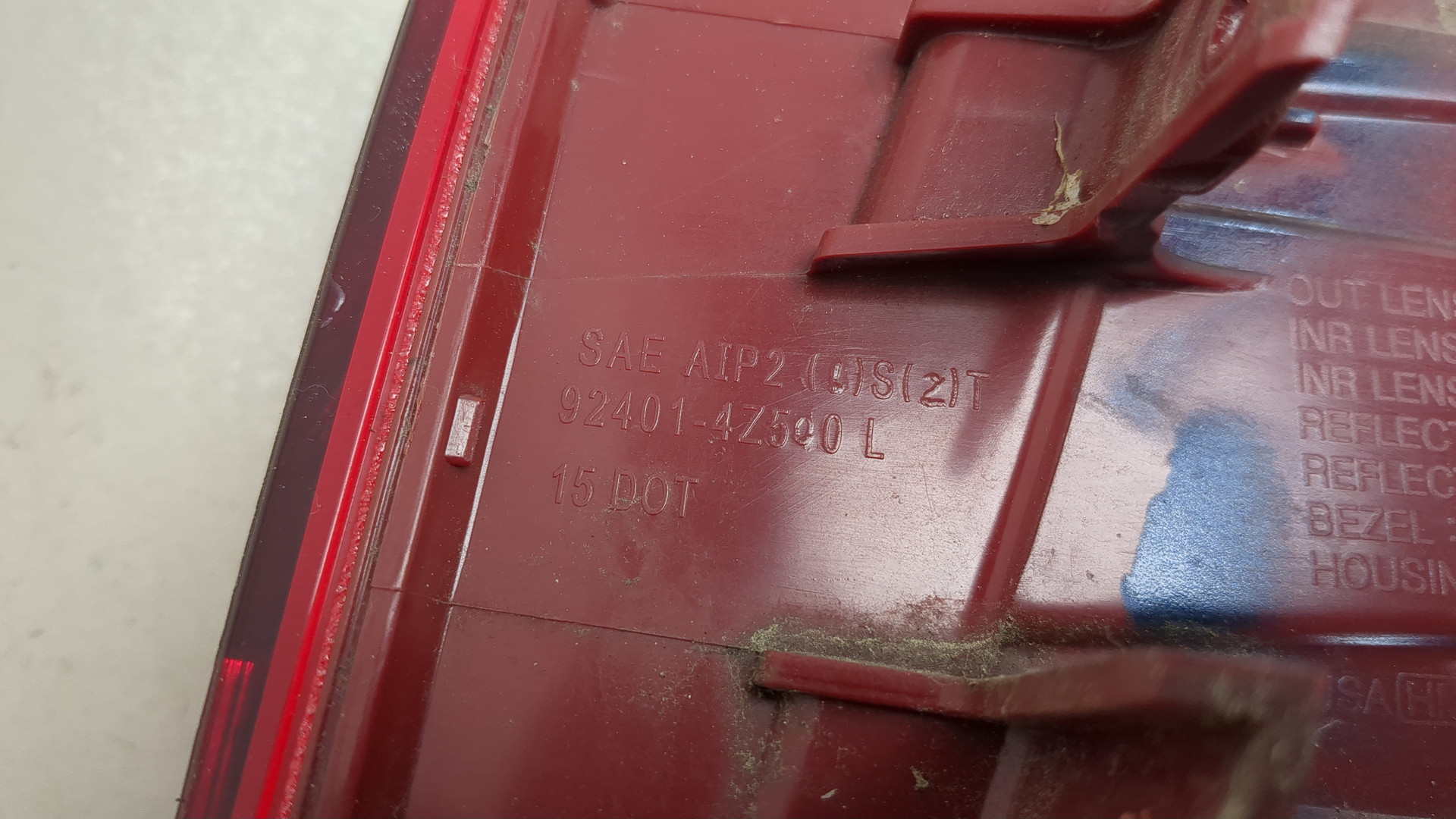 Фонарь задний левый